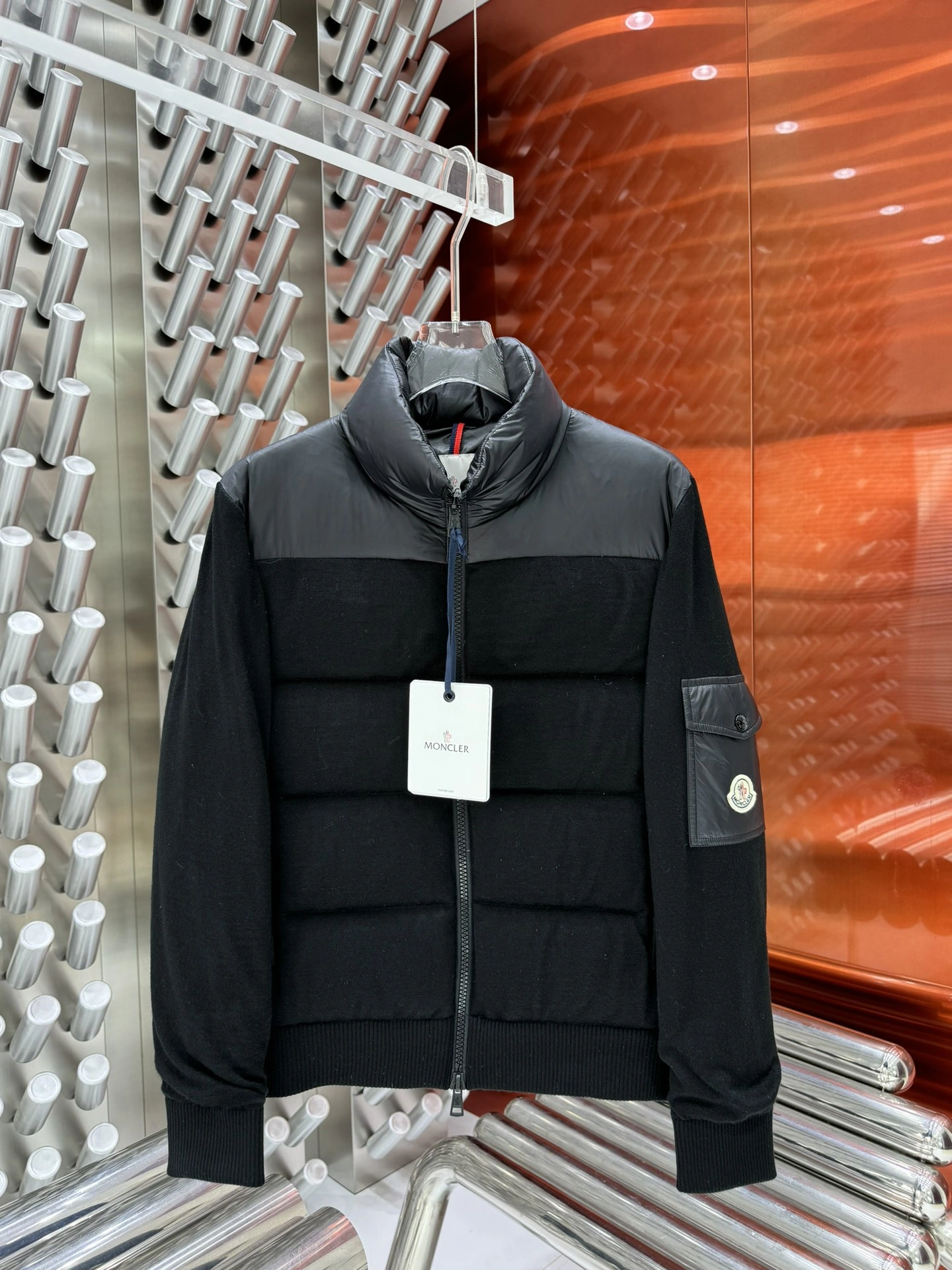 Unique Moncler Down Jackets 145404