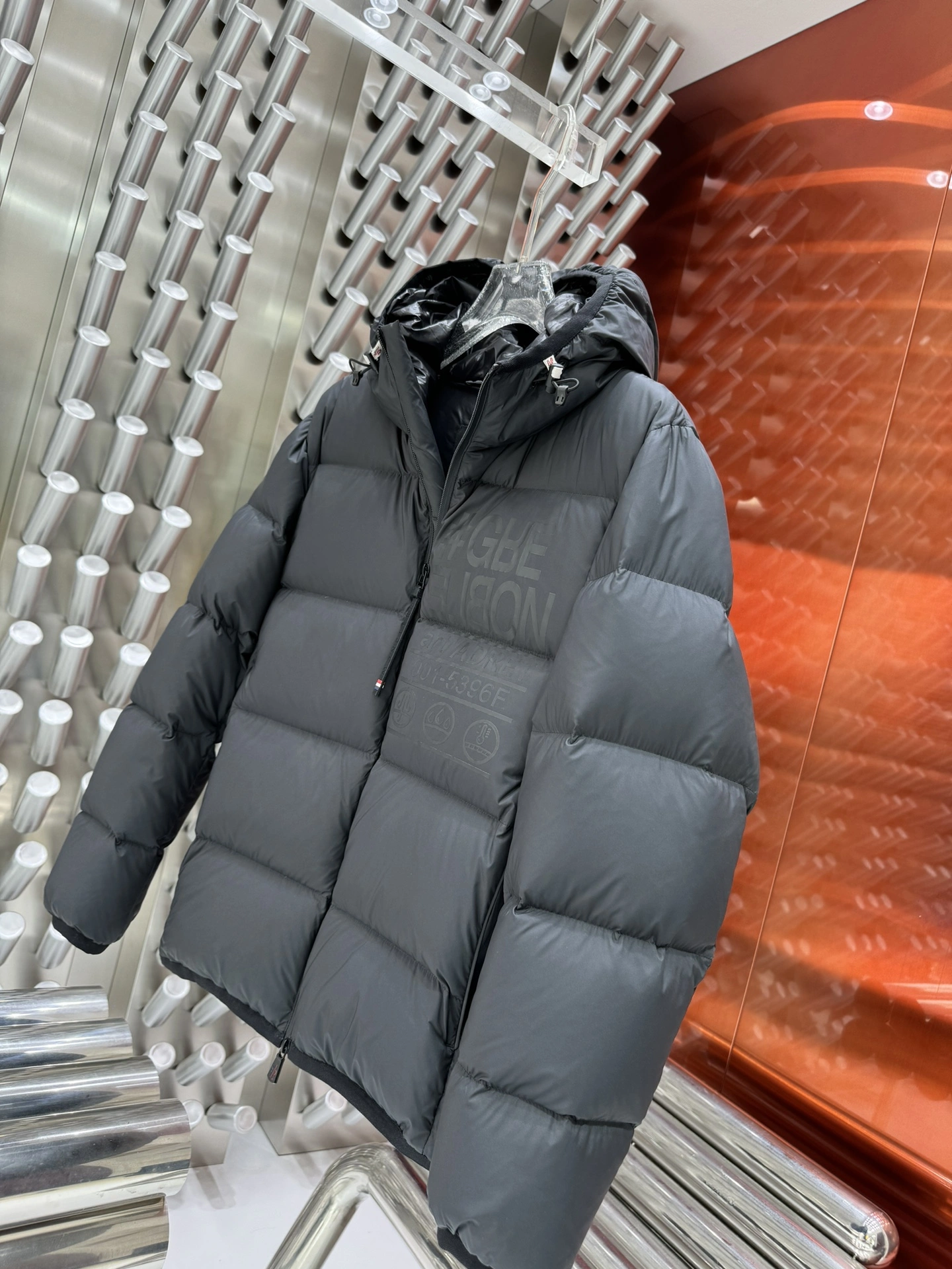 Popular Moncler Down Jackets 145405