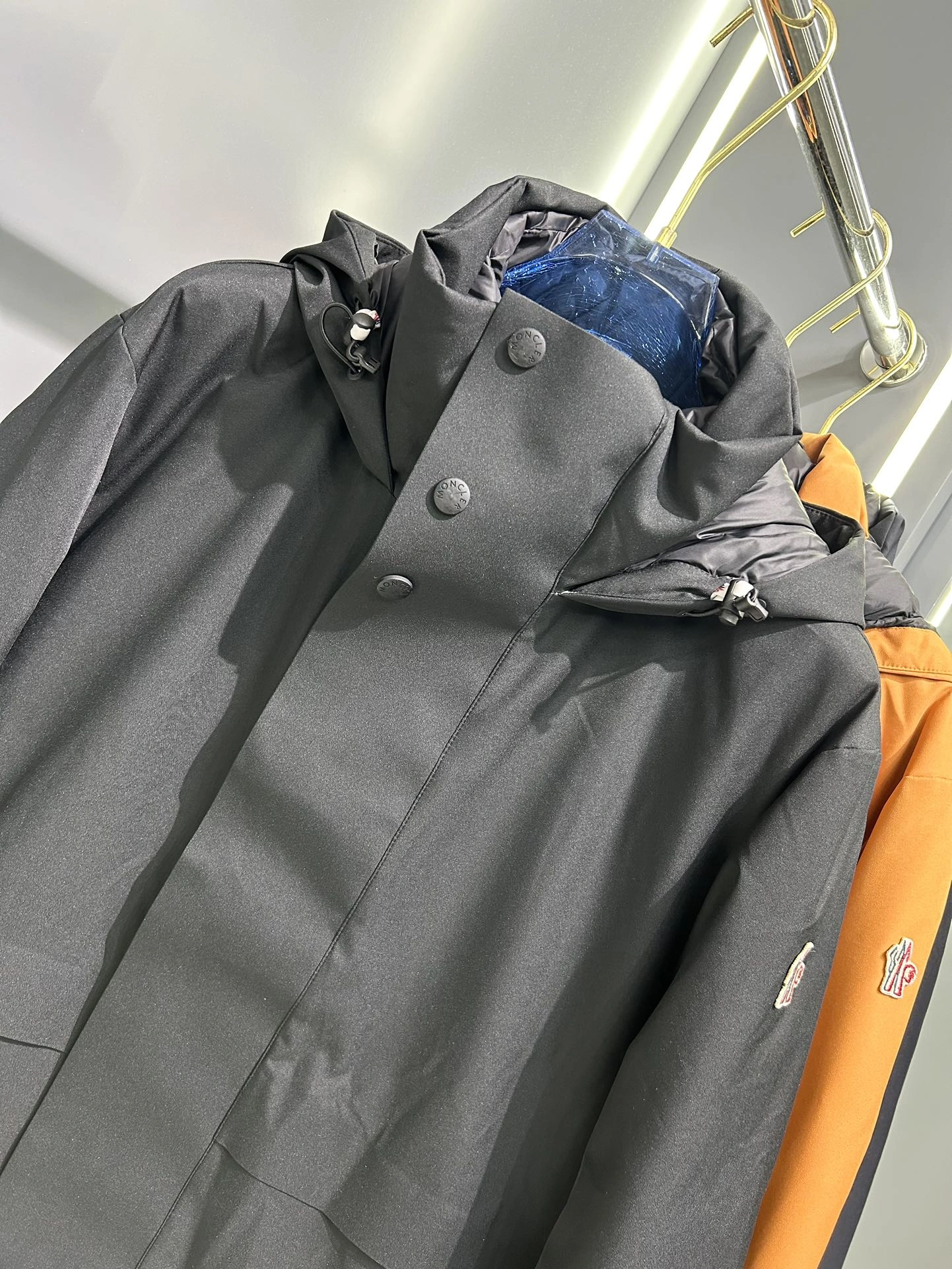 Fashionable Moncler Down Jackets 145401