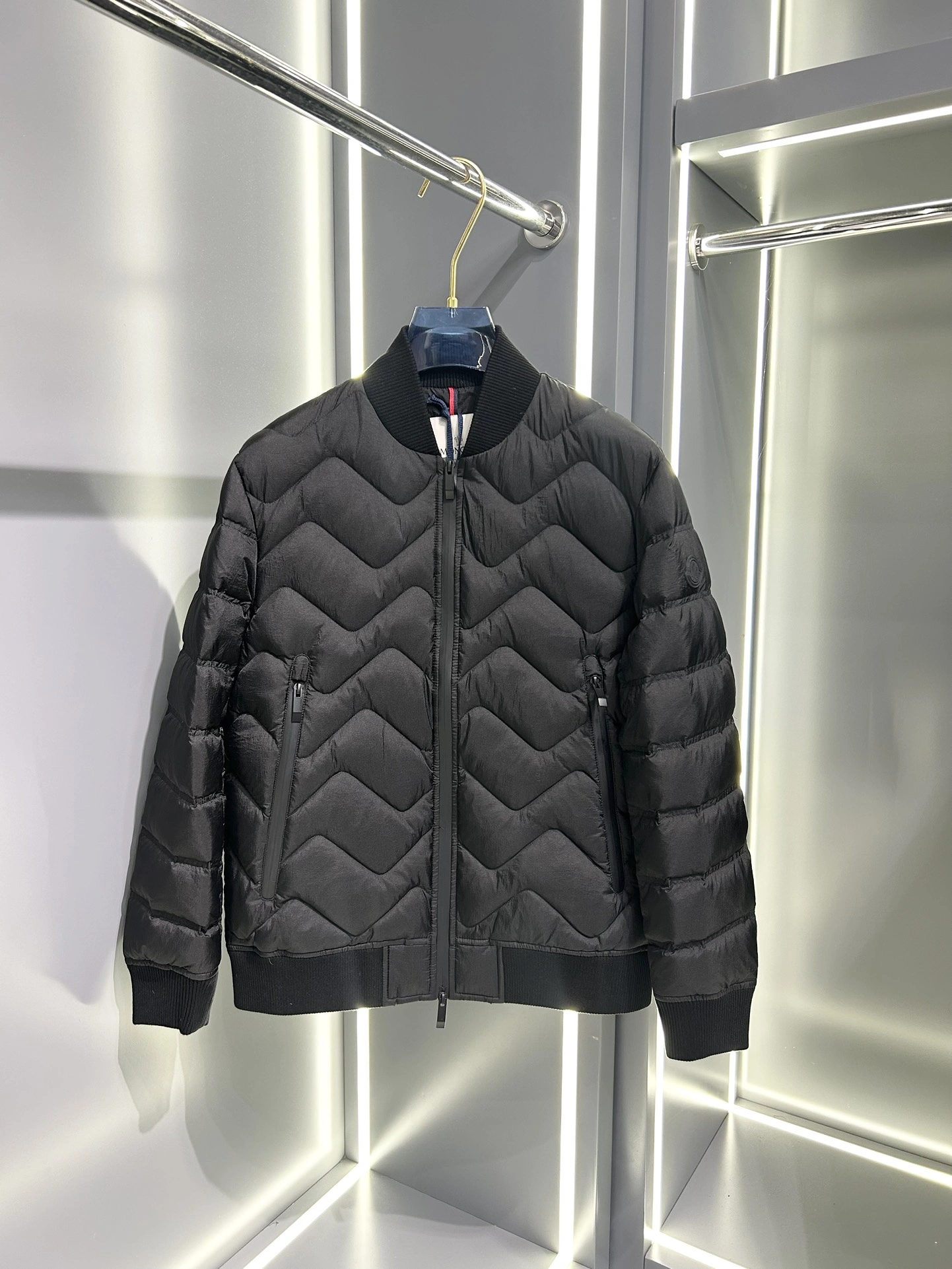 Moncler Down Jackets Soft 145413