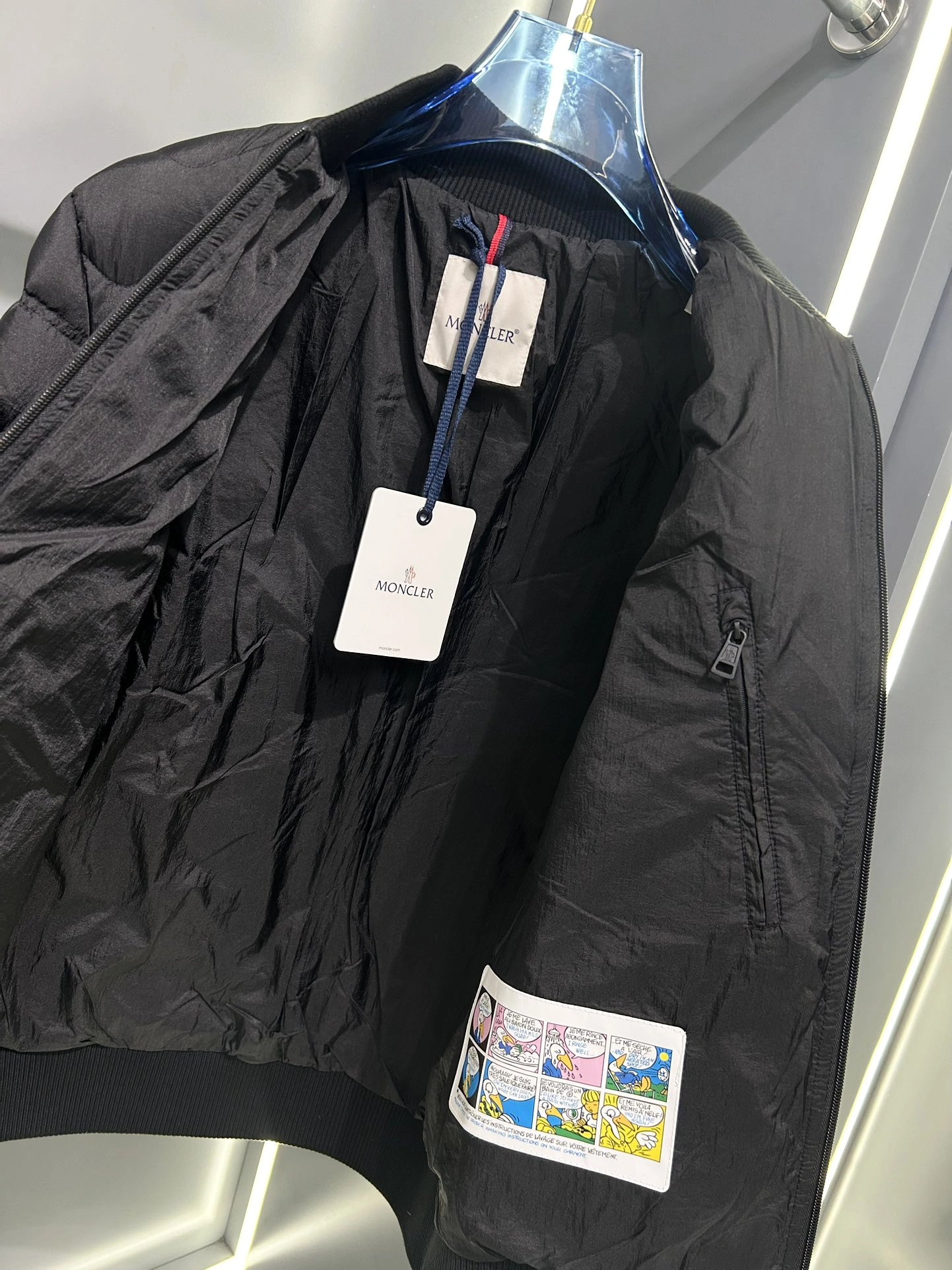 Moncler Down Jackets Soft 145413