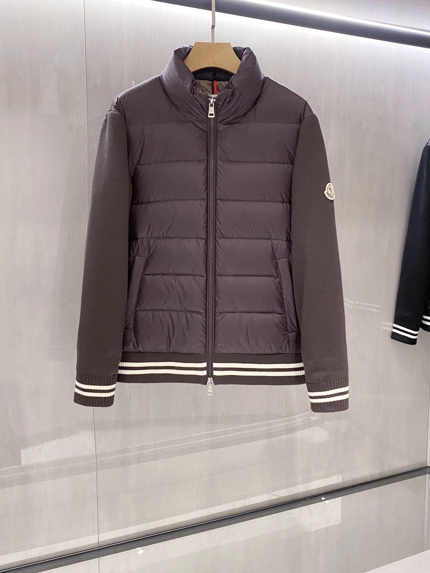 OnTrend Moncler Down Jackets 145410