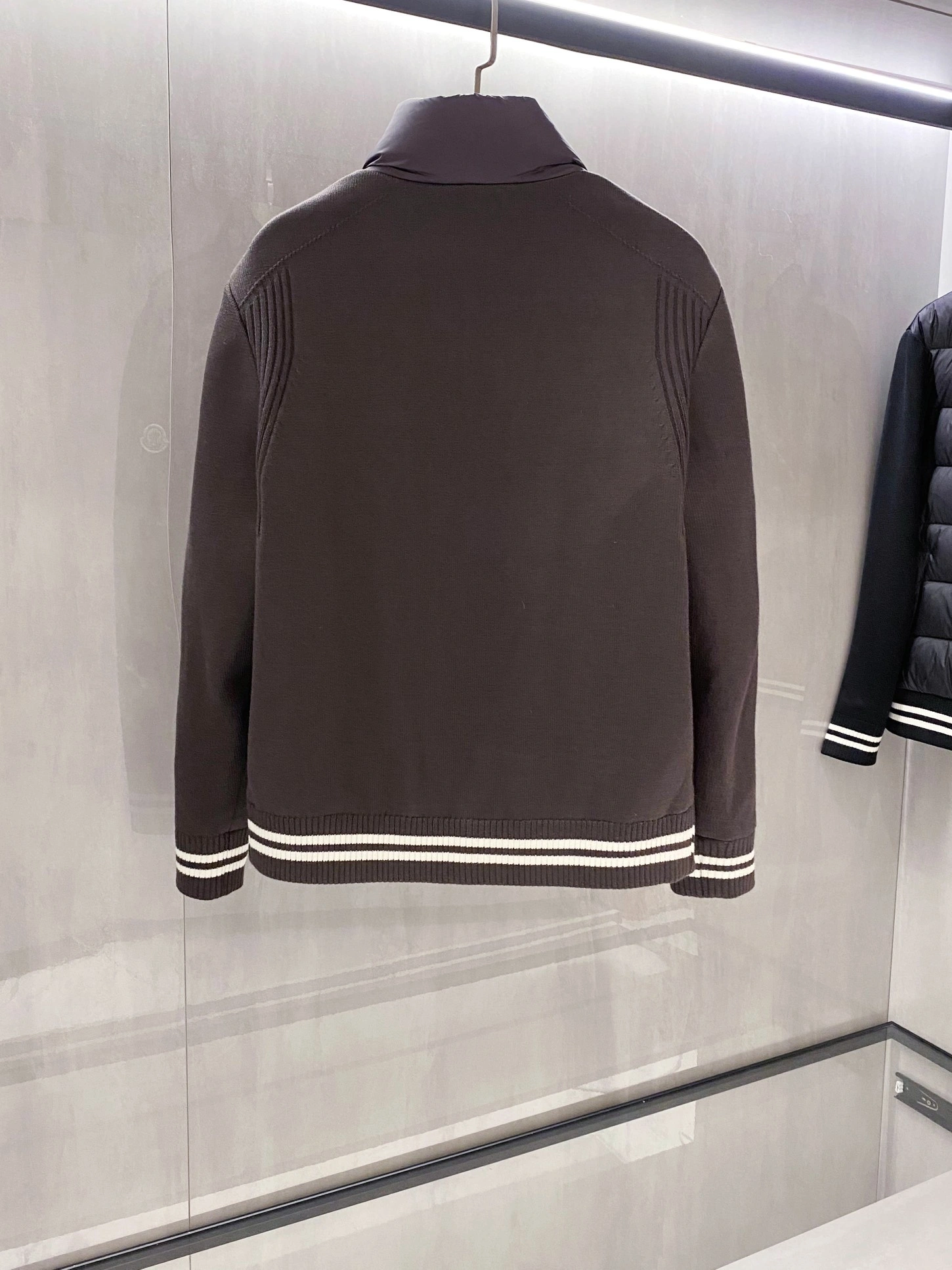 OnTrend Moncler Down Jackets 145410