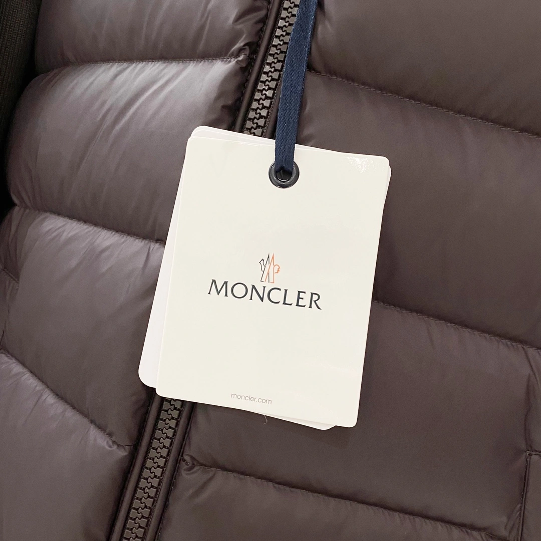 OnTrend Moncler Down Jackets 145410