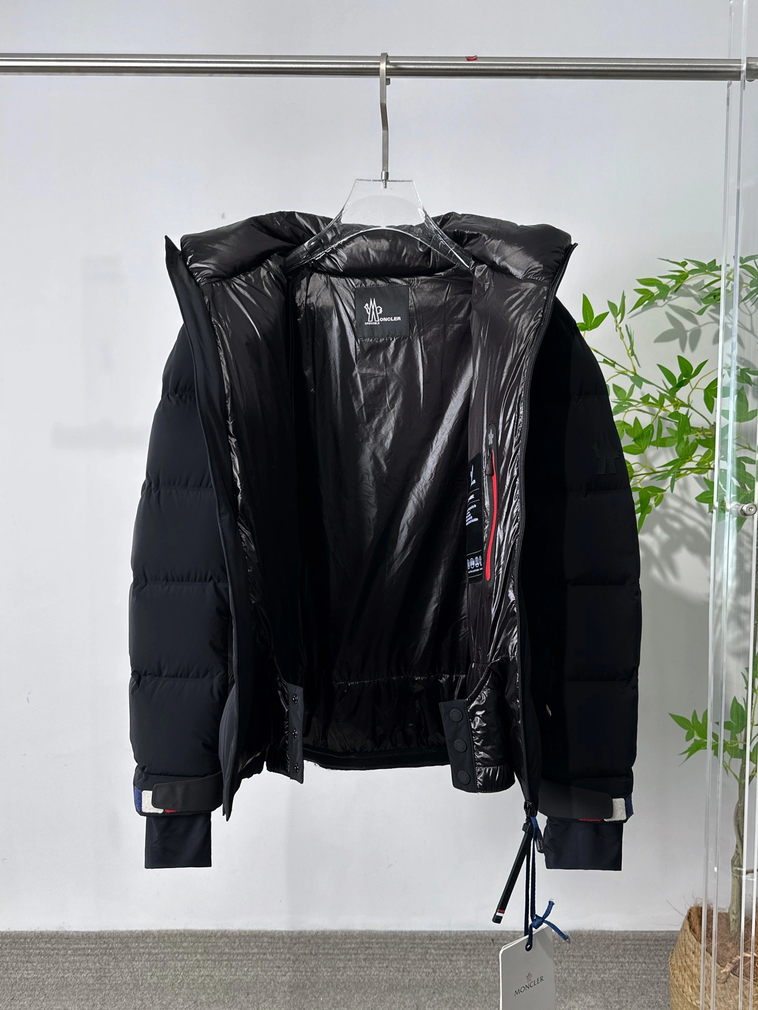 Lightweight Moncler Down Jackets 145406