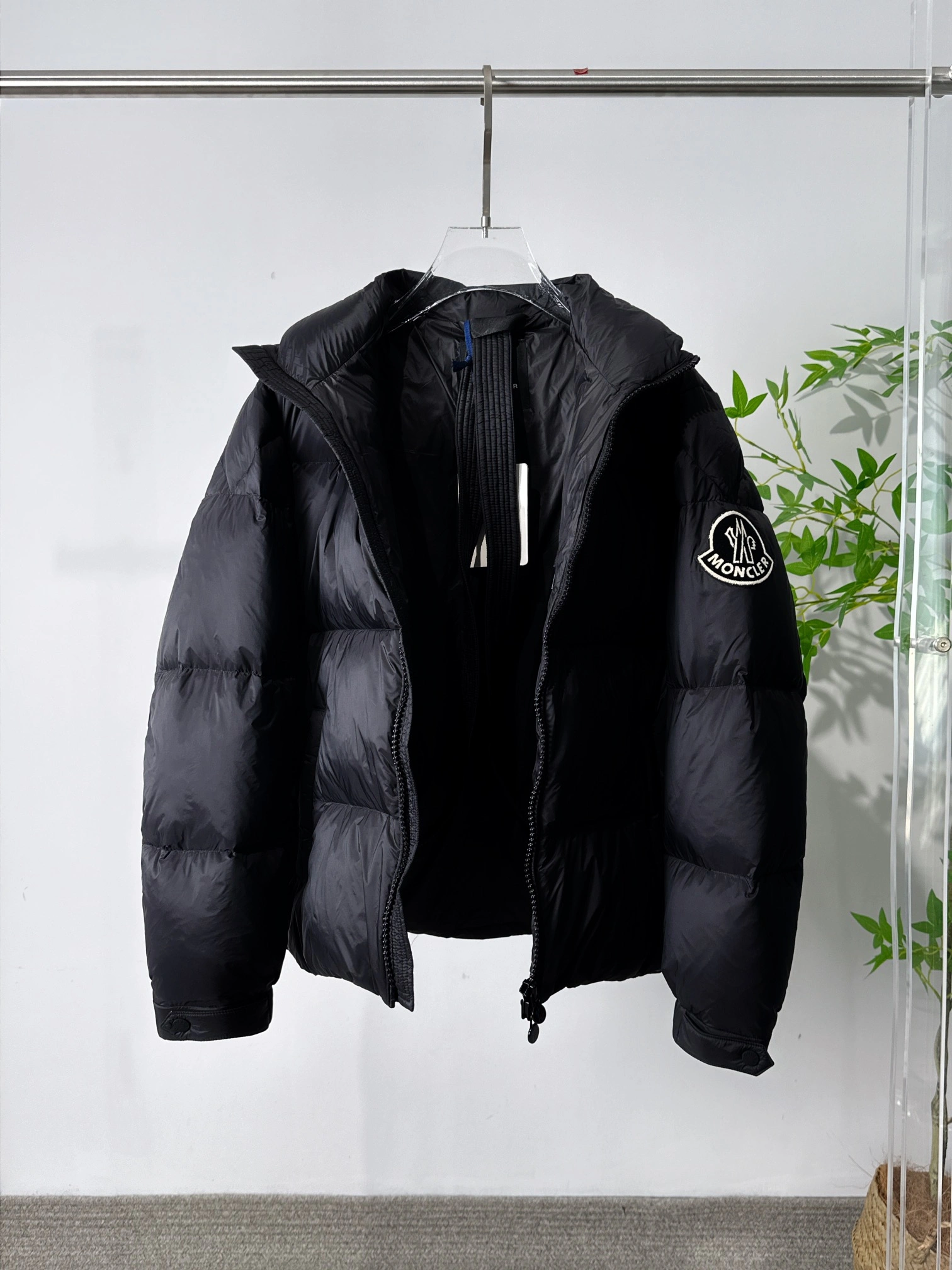 Original Moncler Down Jackets 145419