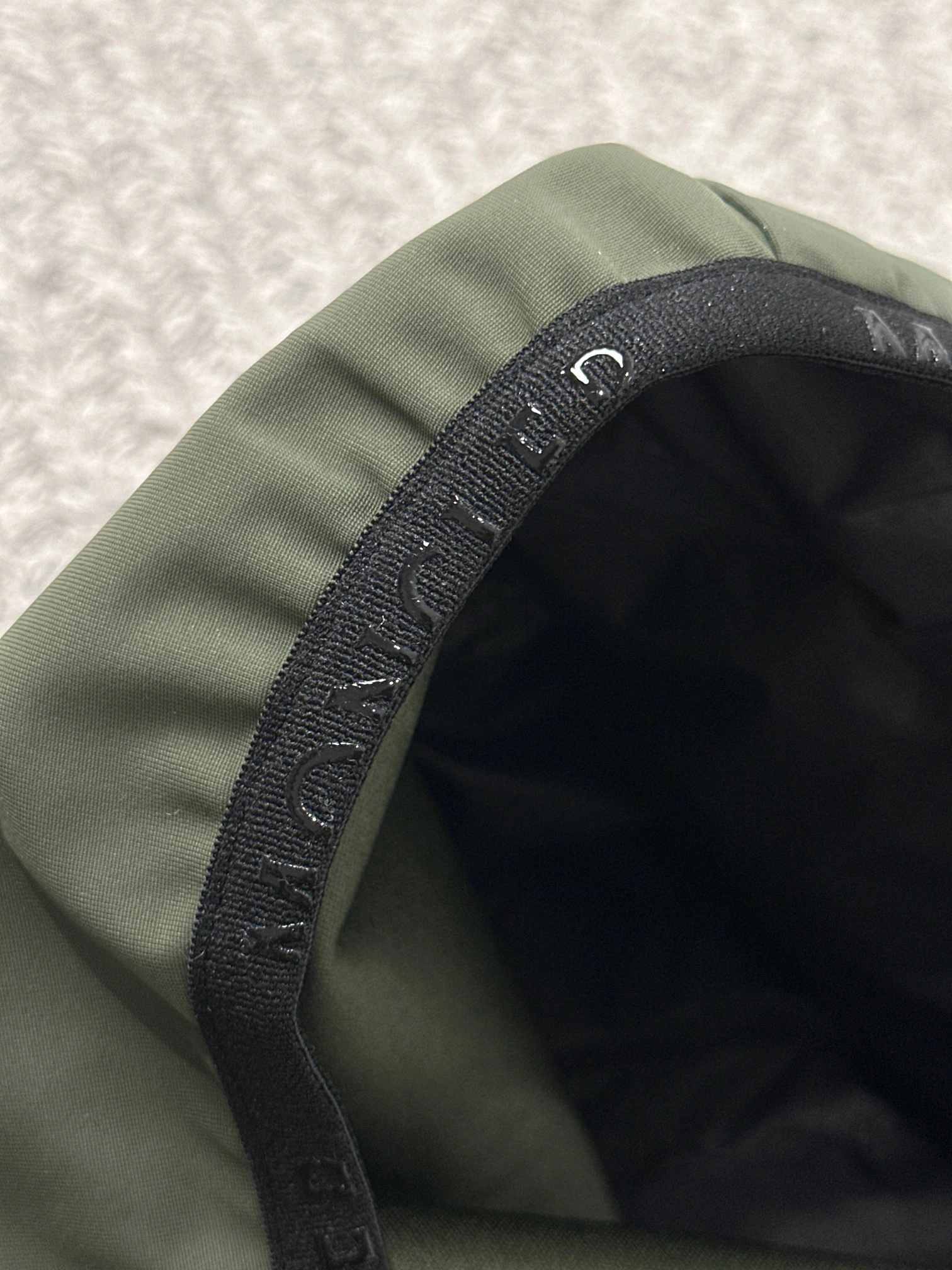 Durable Moncler Down Jackets 145402