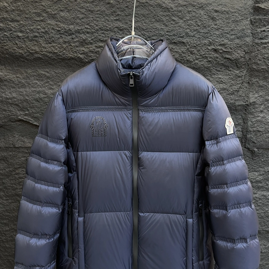 Moncler Down Jackets Chic 145400