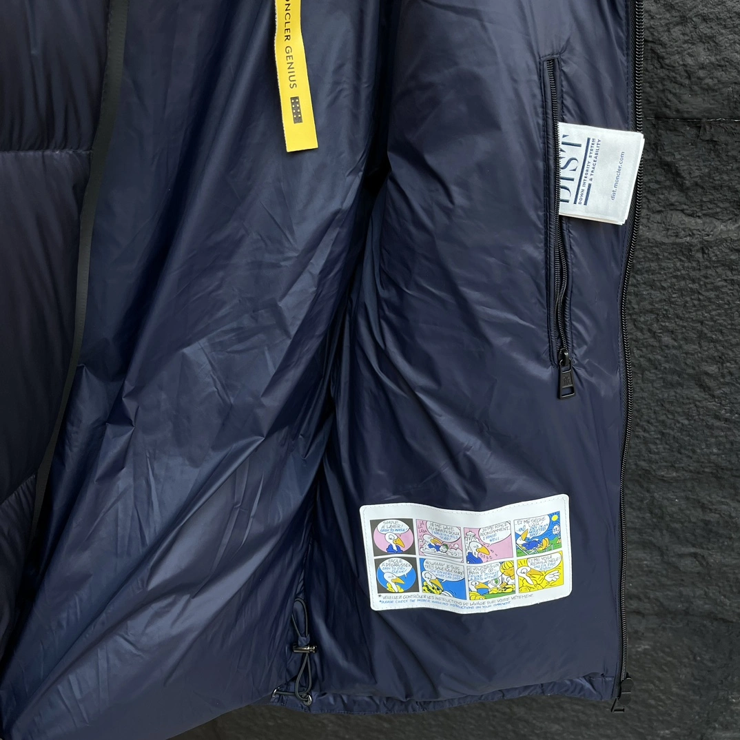Moncler Down Jackets Chic 145400