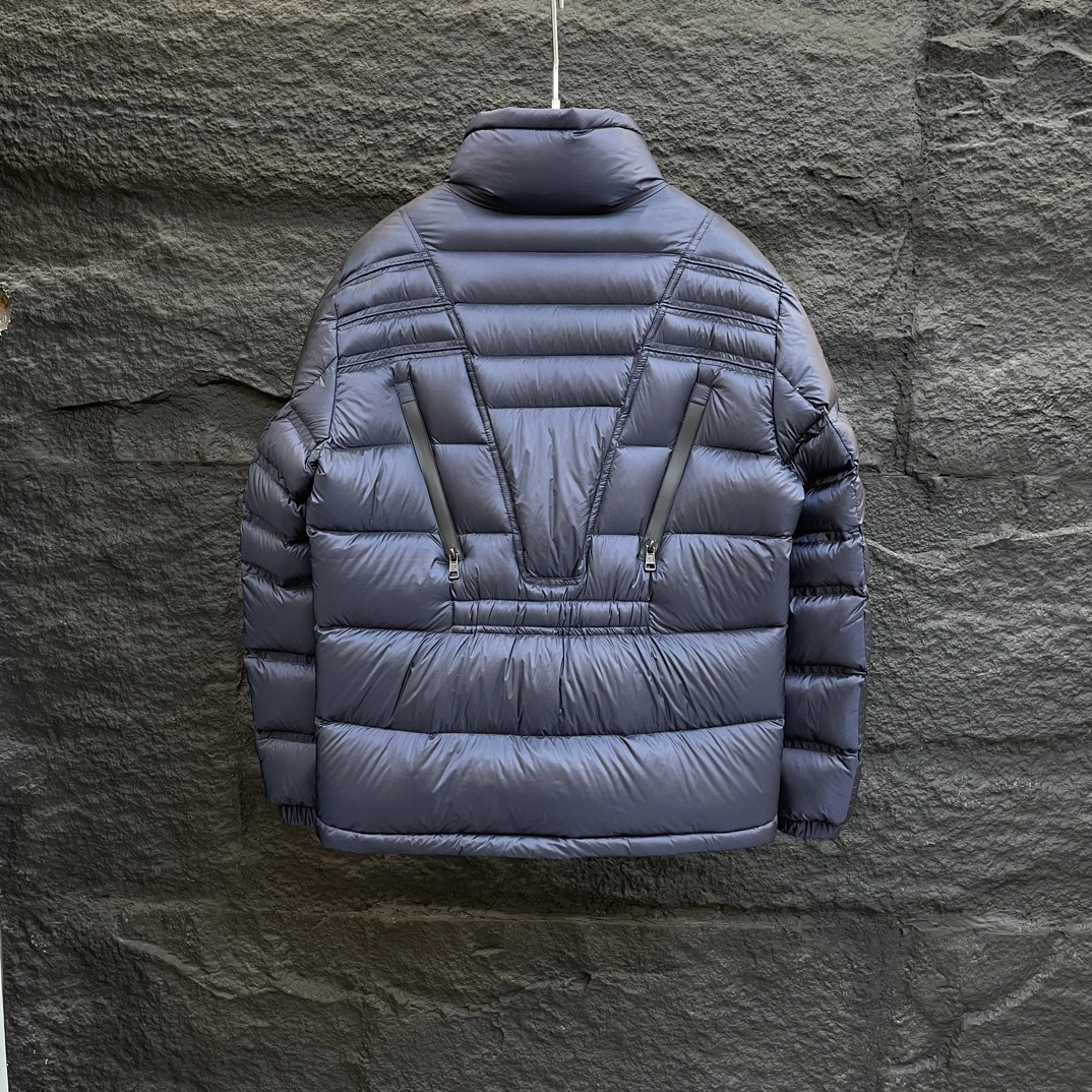 Moncler Down Jackets Chic 145400
