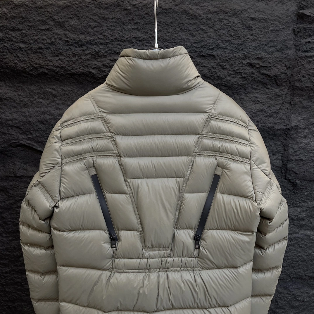 Lightweight Moncler Down Jackets 145403