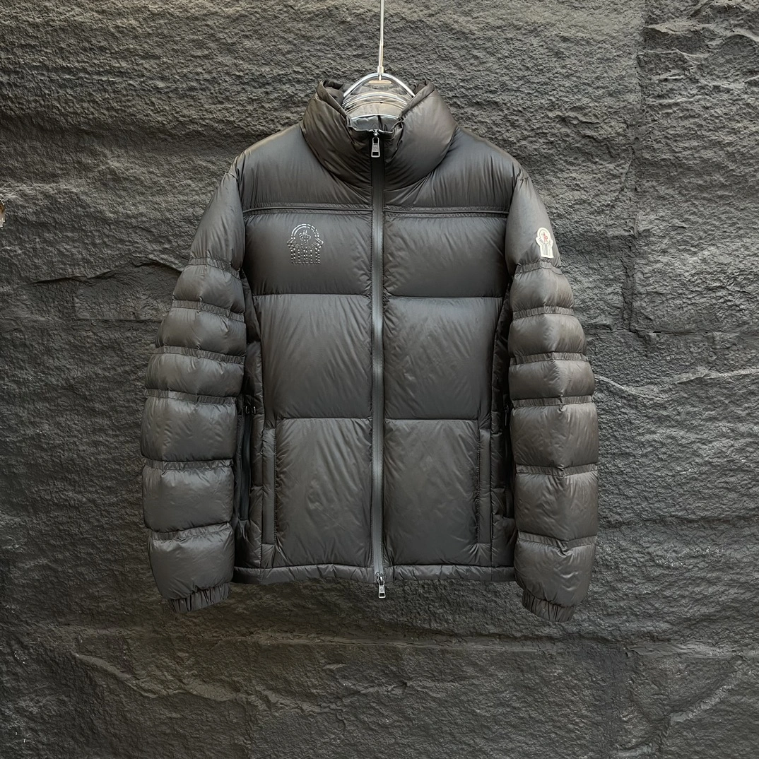Versatile Moncler Down Jackets 145409