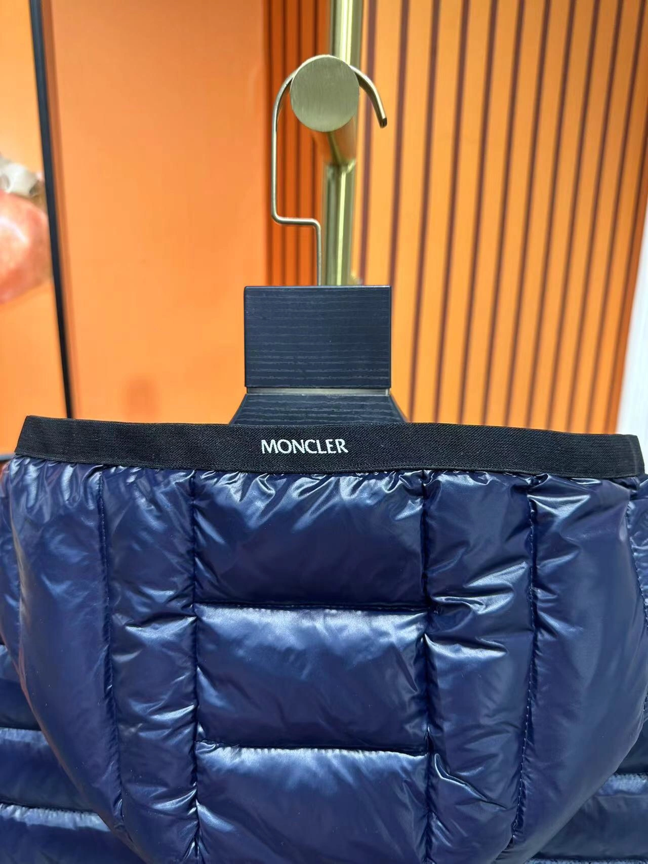 Moncler Down Jackets GoAnywhere 145394