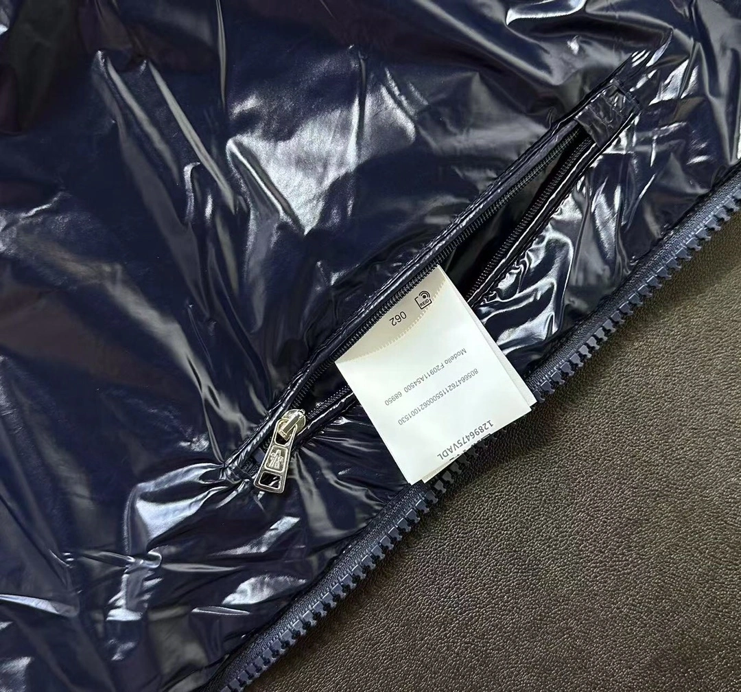 Moncler Down Jackets GoAnywhere 145394
