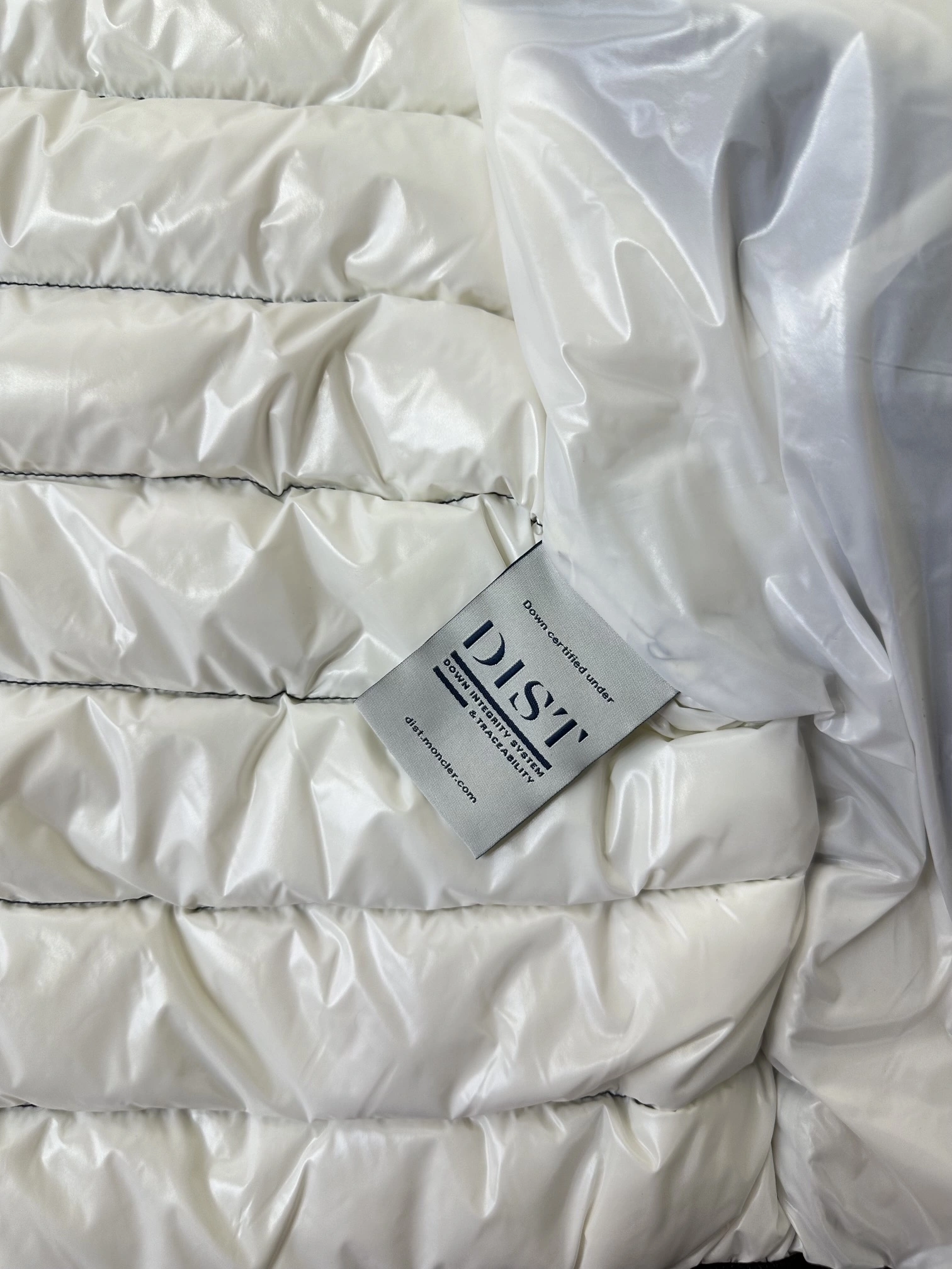 EasyMatch Moncler Down Jackets 145397