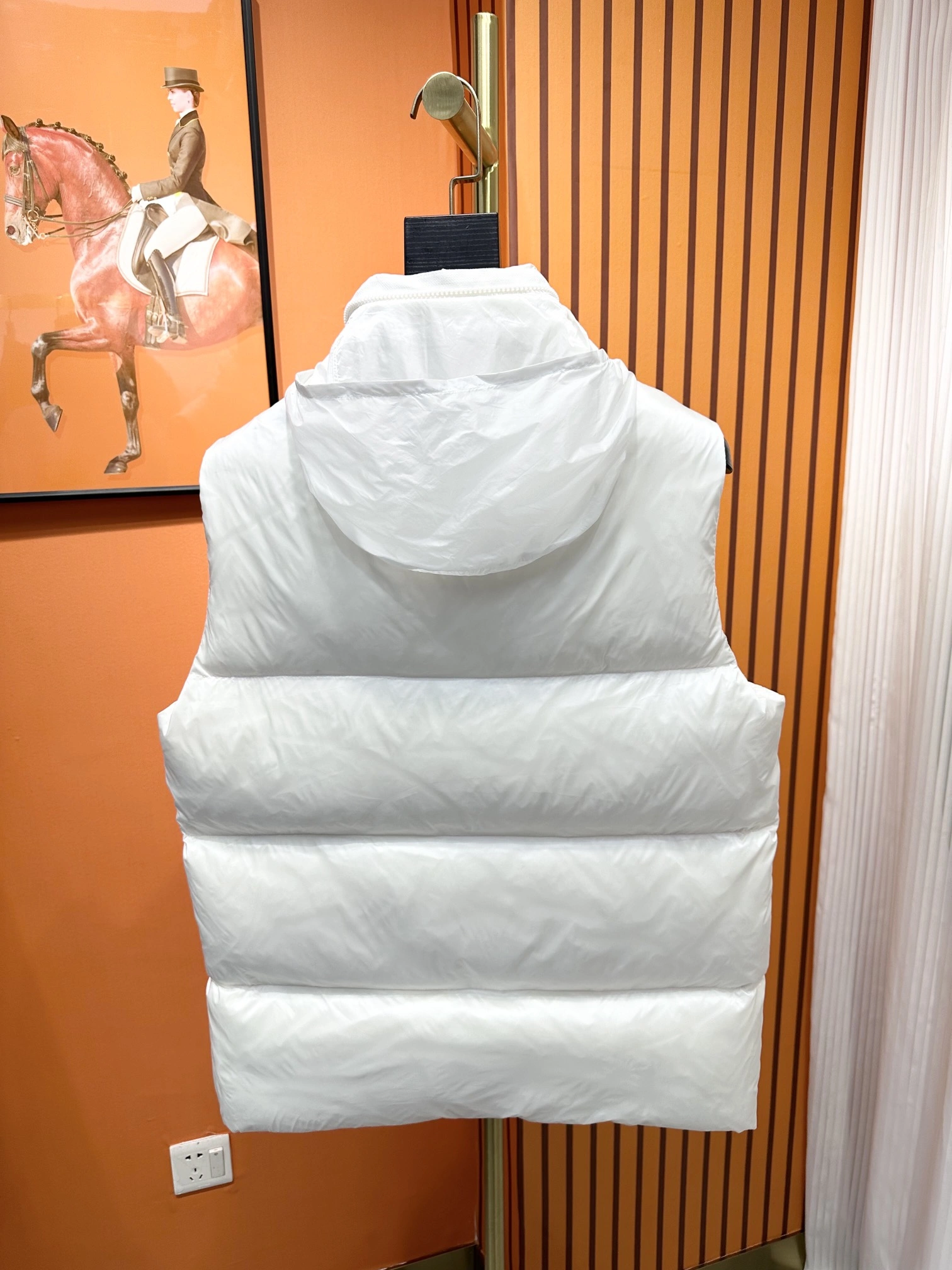 UrbanChic Moncler Down Jackets 145392