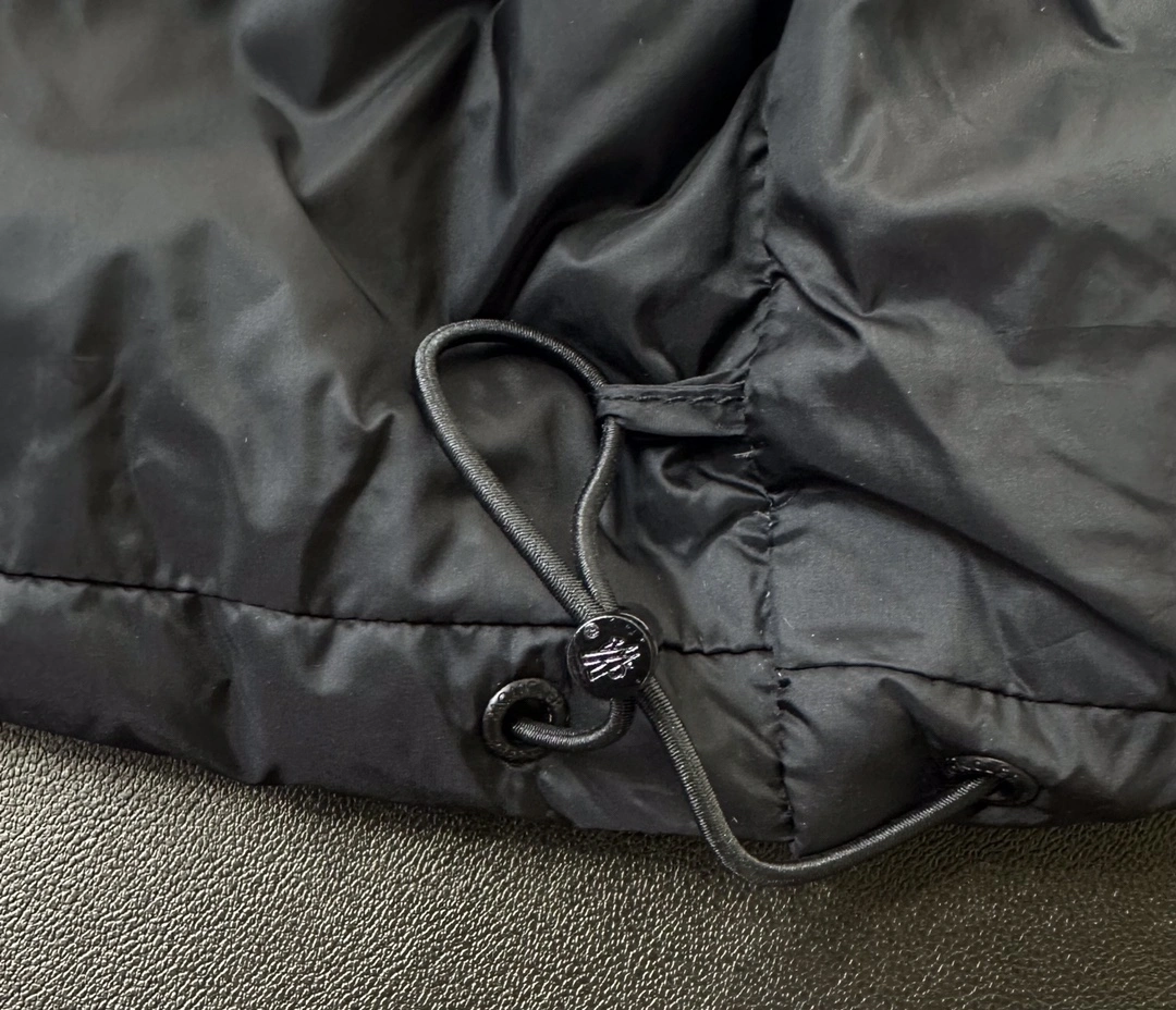 Refined Moncler Down Jackets 145390