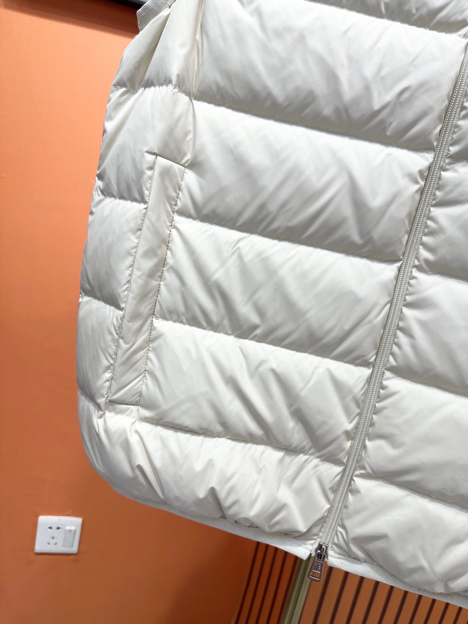 Youthful Moncler Down Jackets 145385