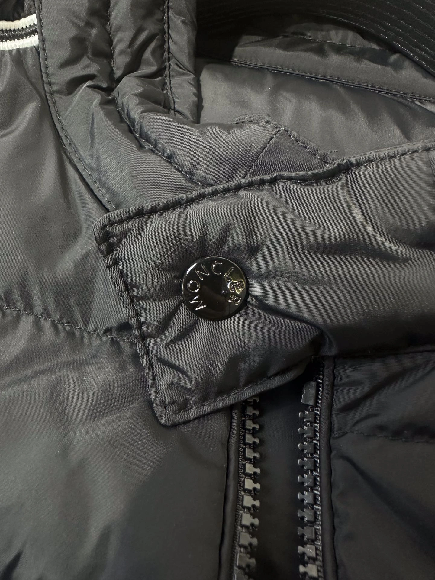 Reliable Moncler Down Jackets 145371
