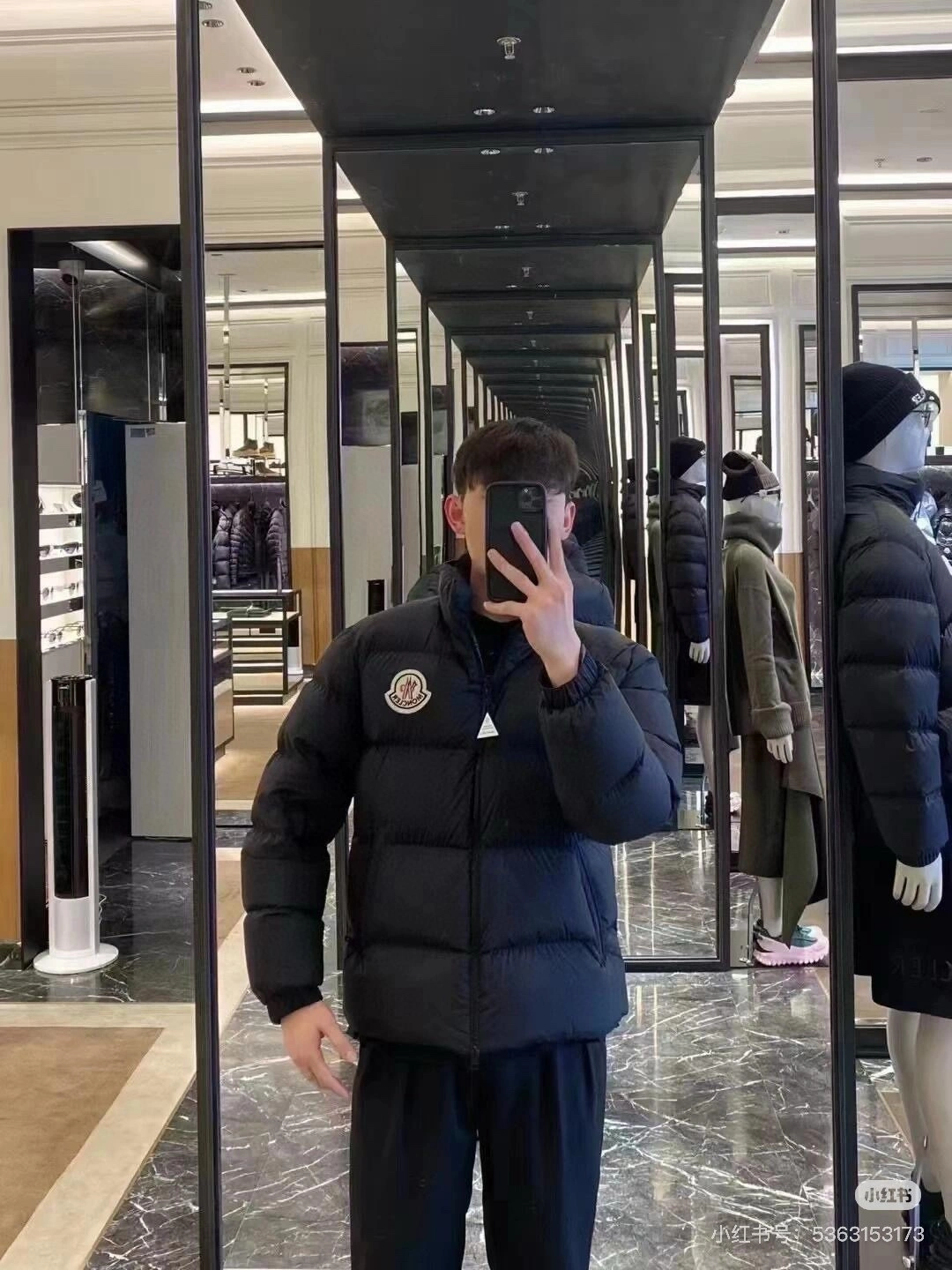 Moncler Down Jackets Functional 145354