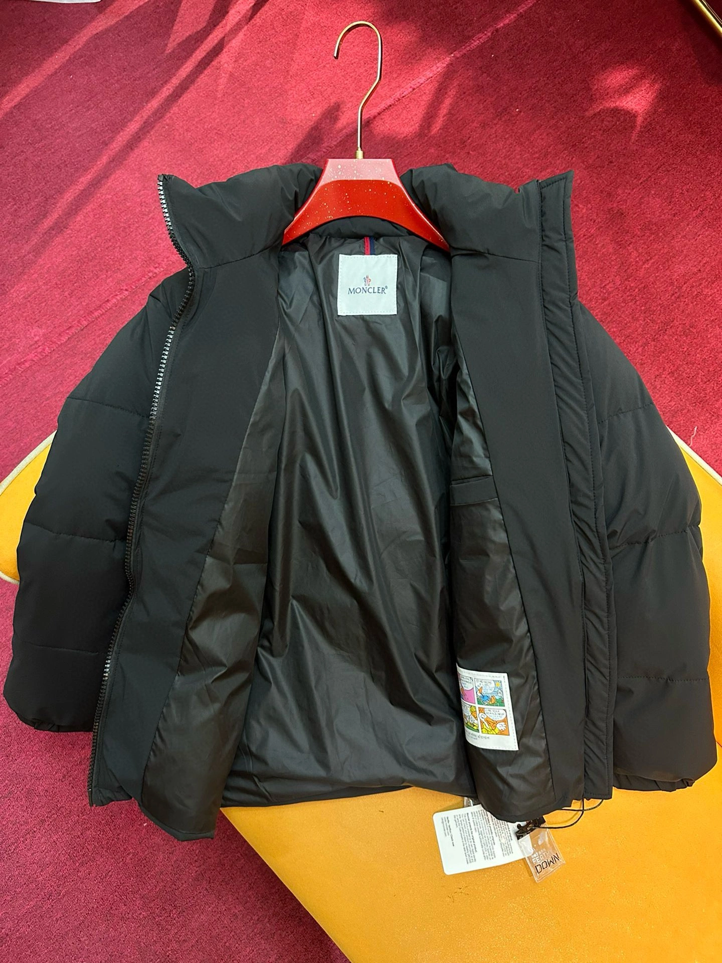 Moncler Down Jackets Functional 145354