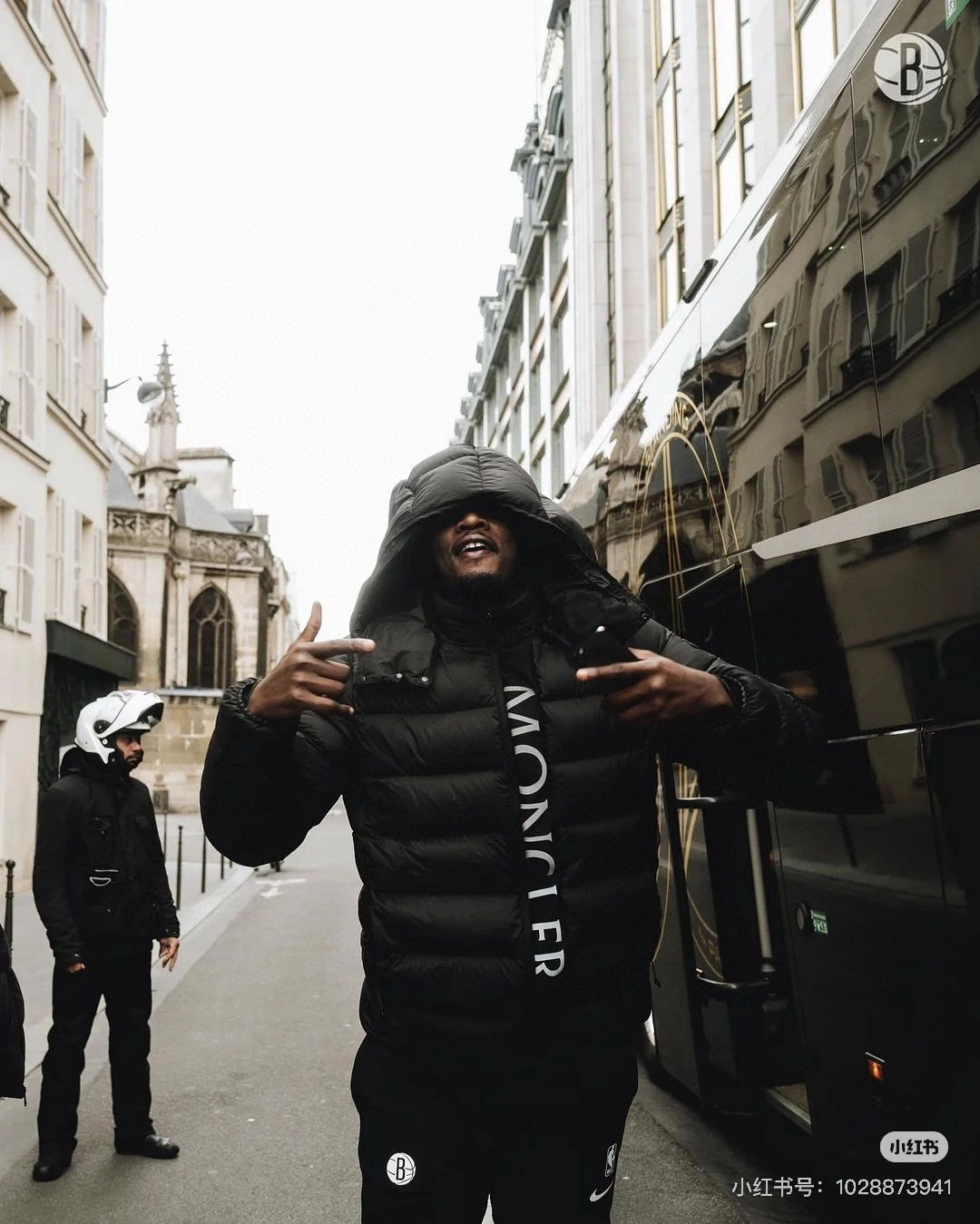 NewStyle Moncler Down Jackets 145364