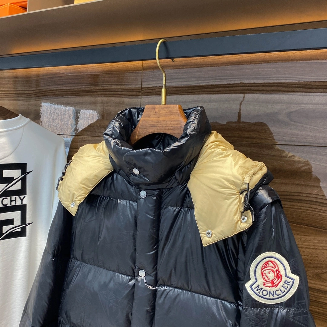 Moncler Down Jackets TravelReady 145360