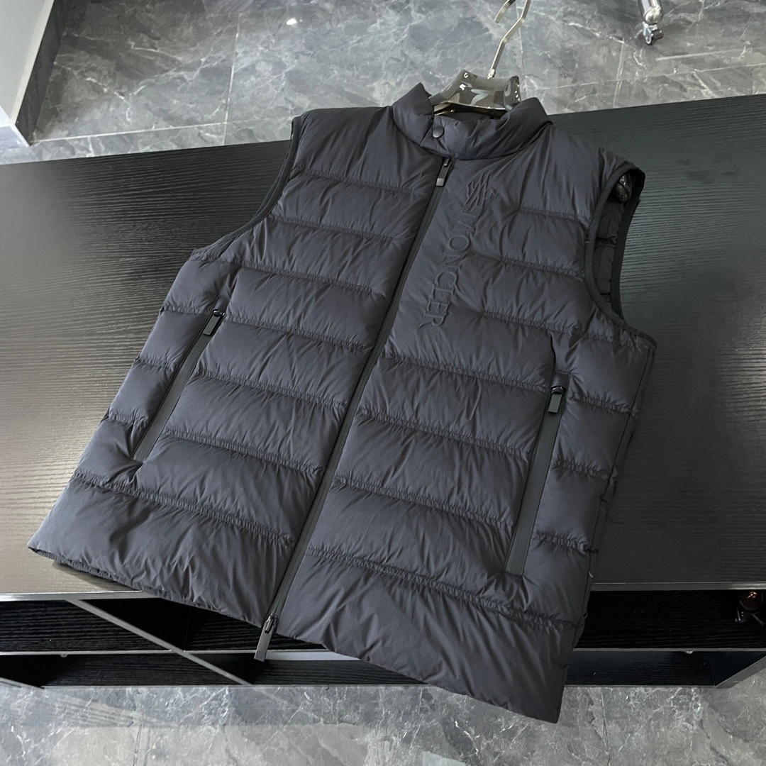 DailyWear Moncler Down Jackets 145376