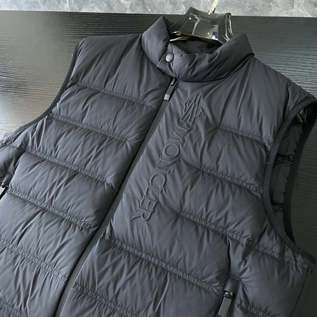 DailyWear Moncler Down Jackets 145376