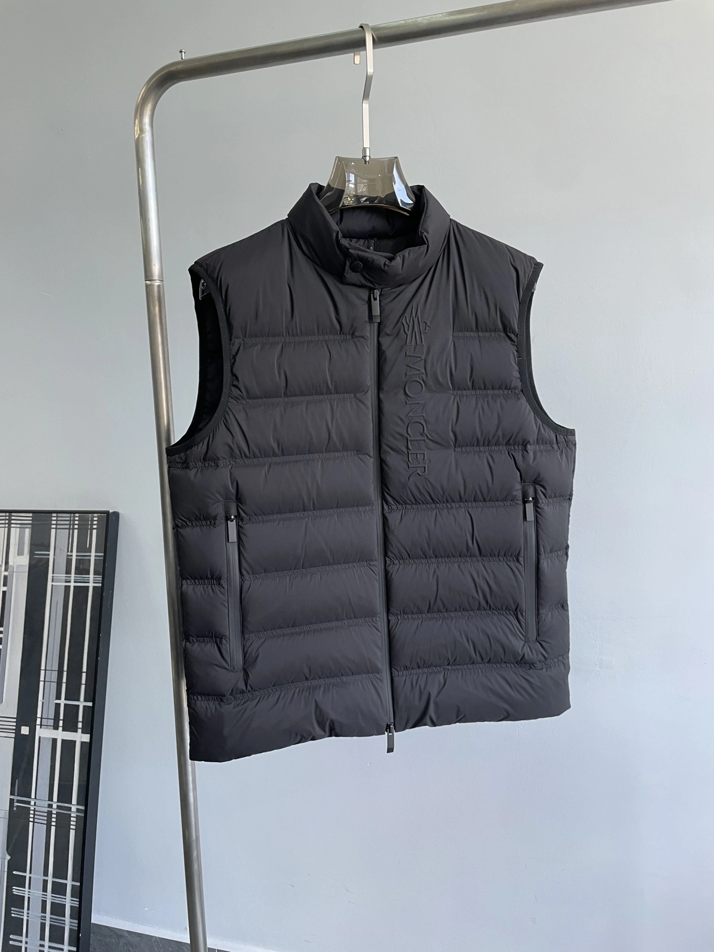 Flexible Moncler Down Jackets 145359