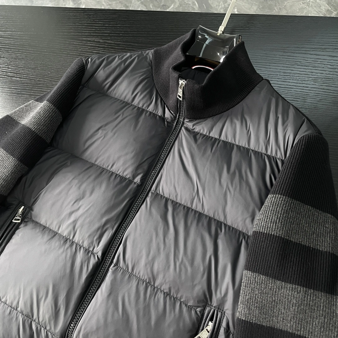 Moncler Down Jackets Popular 145370