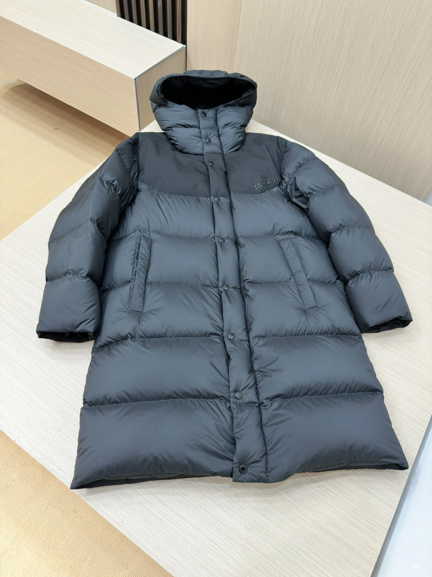 Stylish Moncler Down Jackets 145350