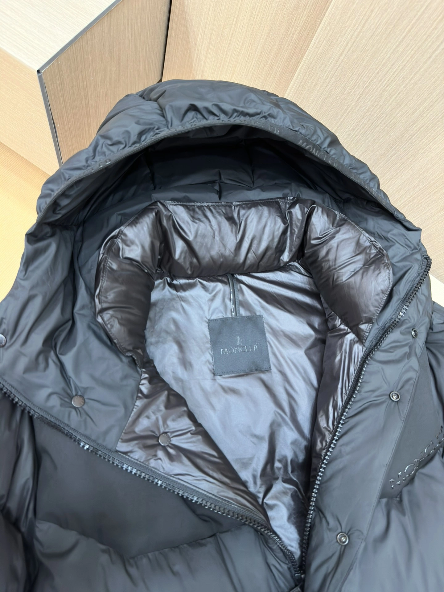 Stylish Moncler Down Jackets 145350