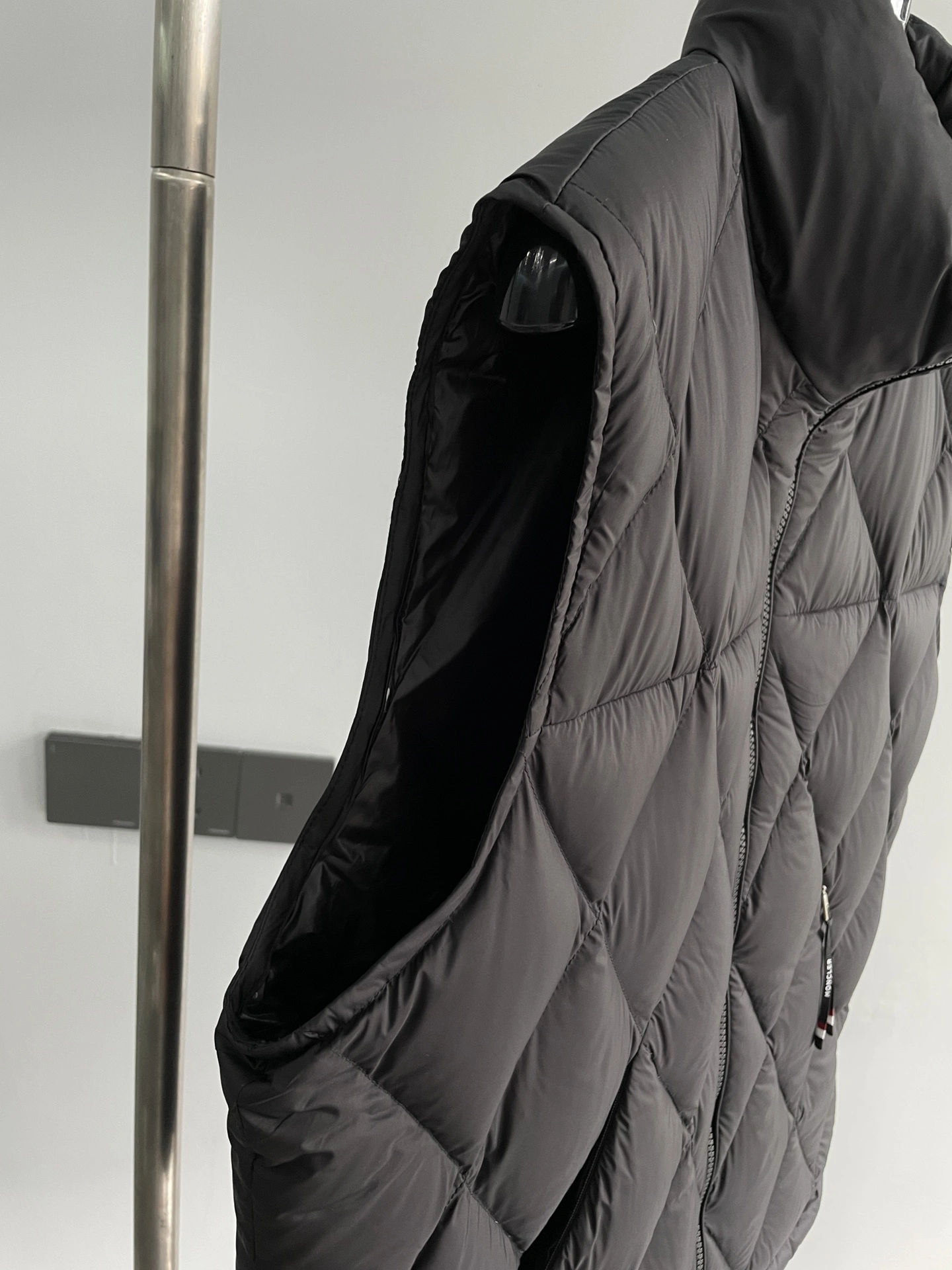 Stretchable Moncler Down Jackets 145363