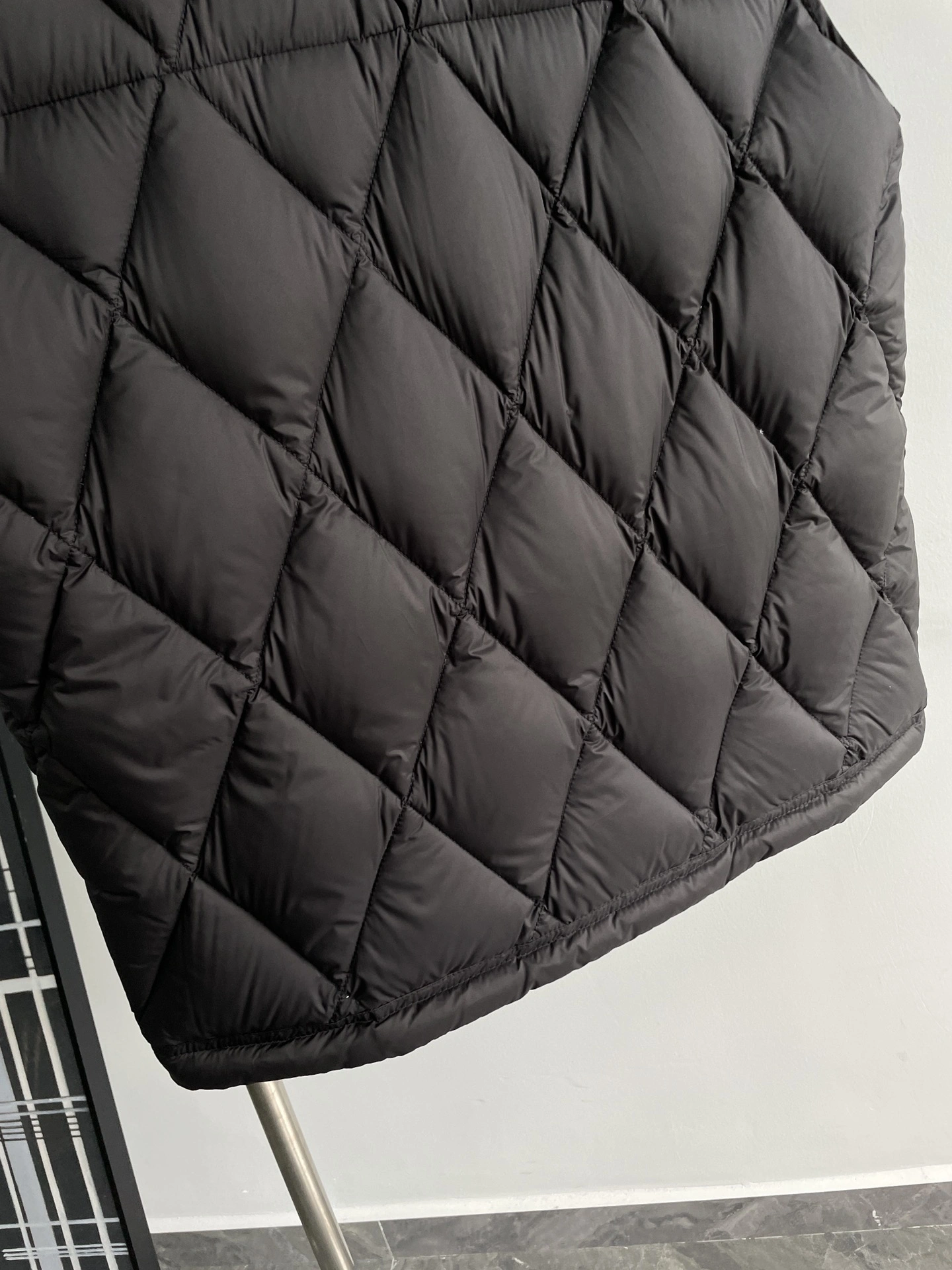 Stretchable Moncler Down Jackets 145363