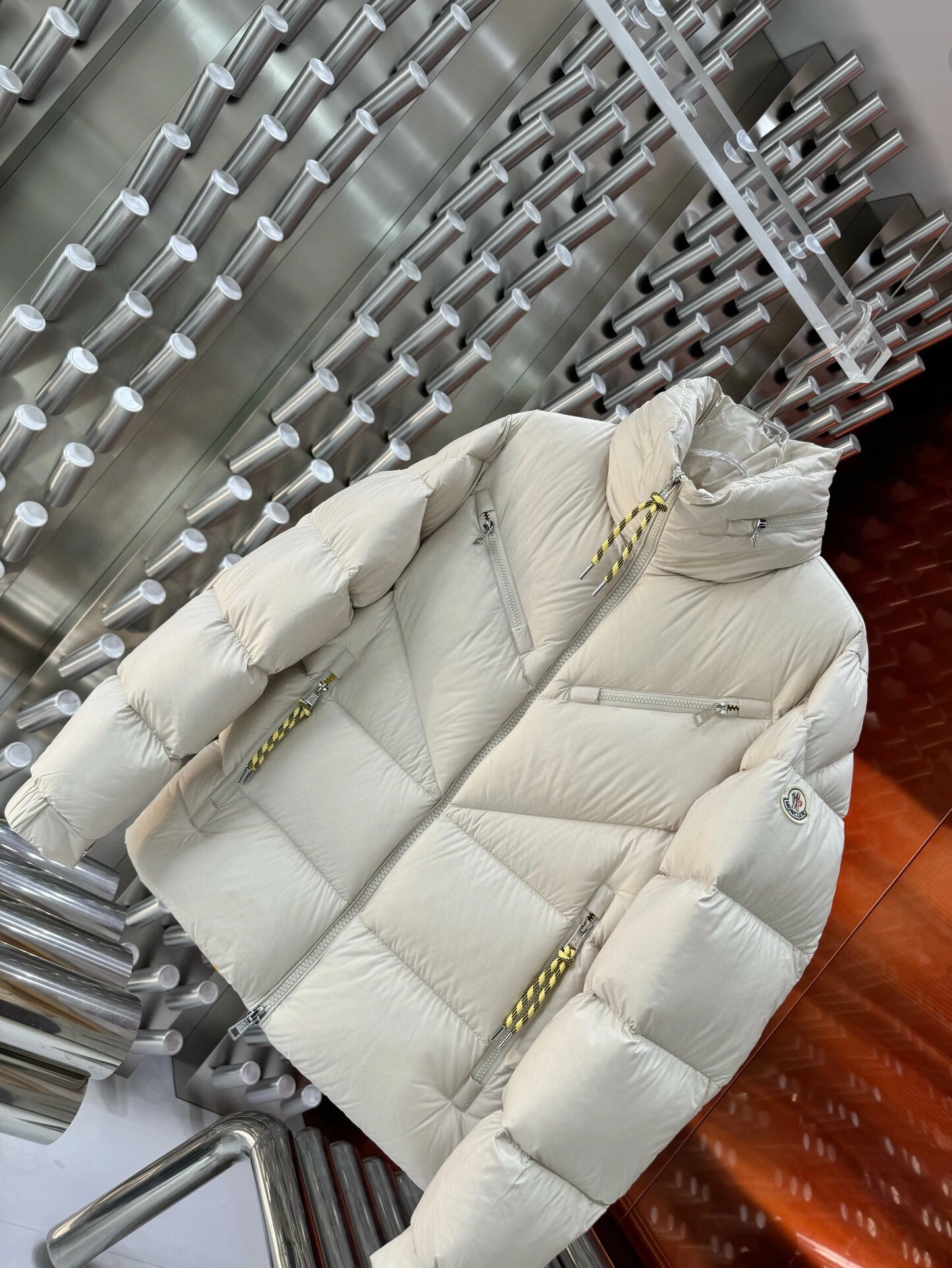 Premium Moncler Down Jackets 145374