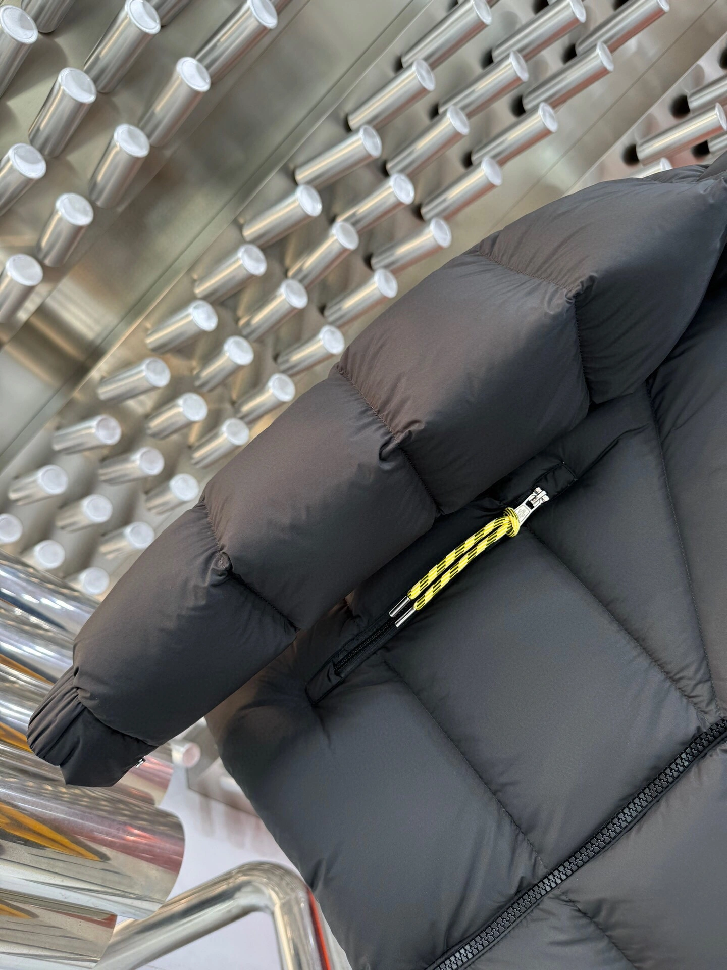Moncler Down Jackets Soft 145365