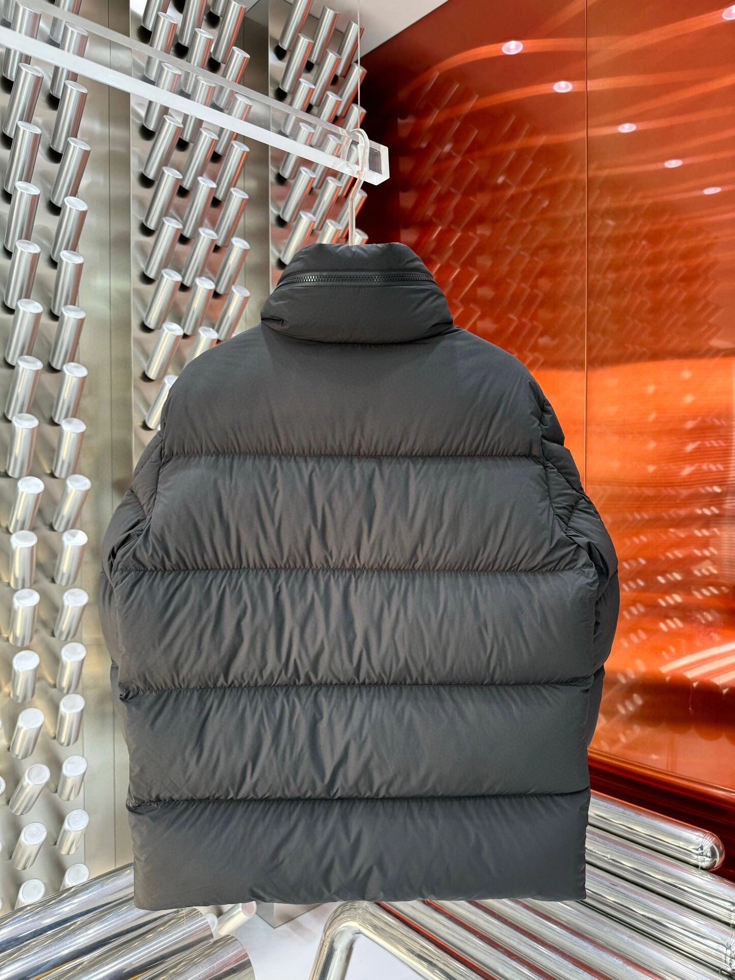 Moncler Down Jackets Soft 145365