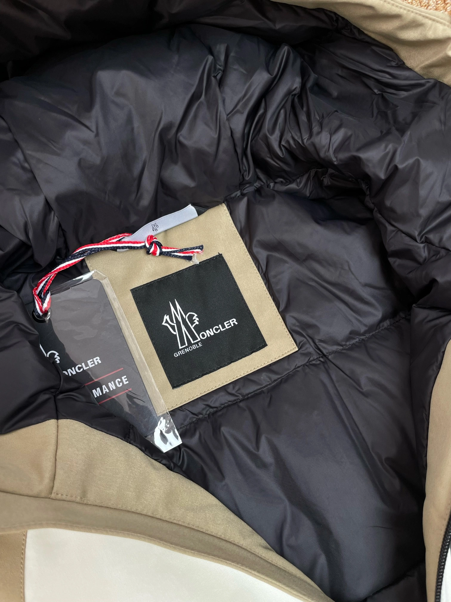 Moncler Down Jackets MultiPurpose 145378