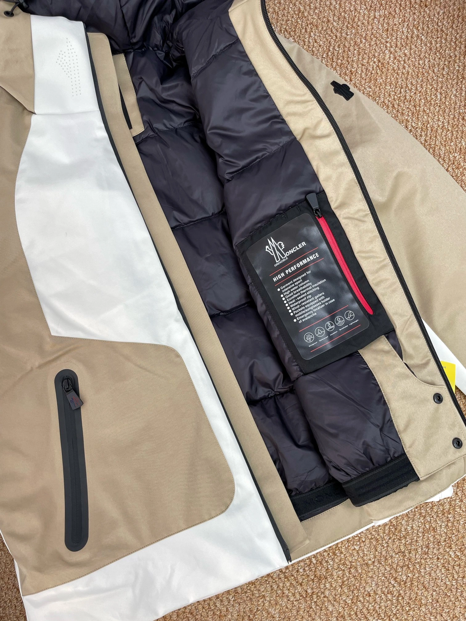 Moncler Down Jackets MultiPurpose 145378