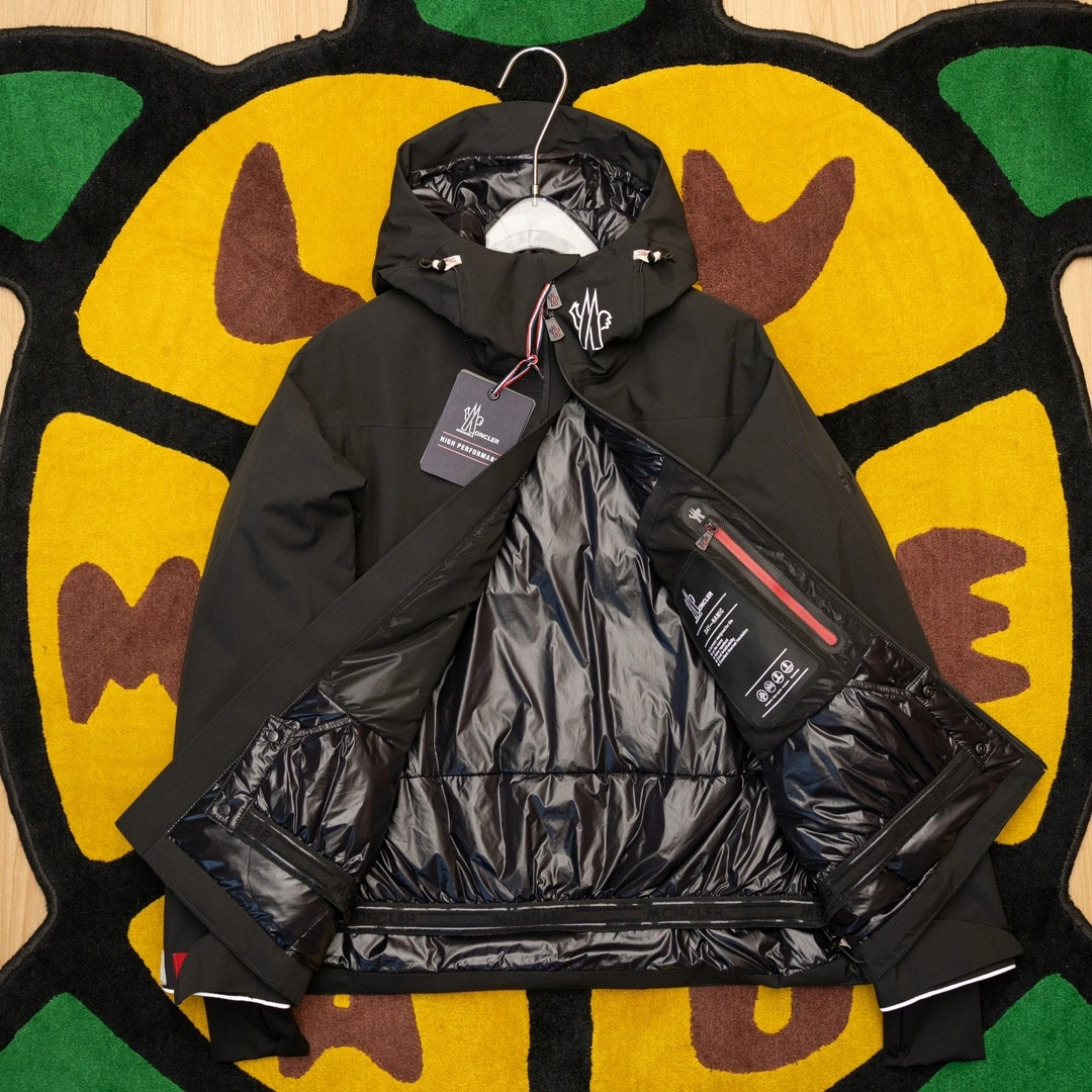 Seasonal Moncler Down Jackets 145345