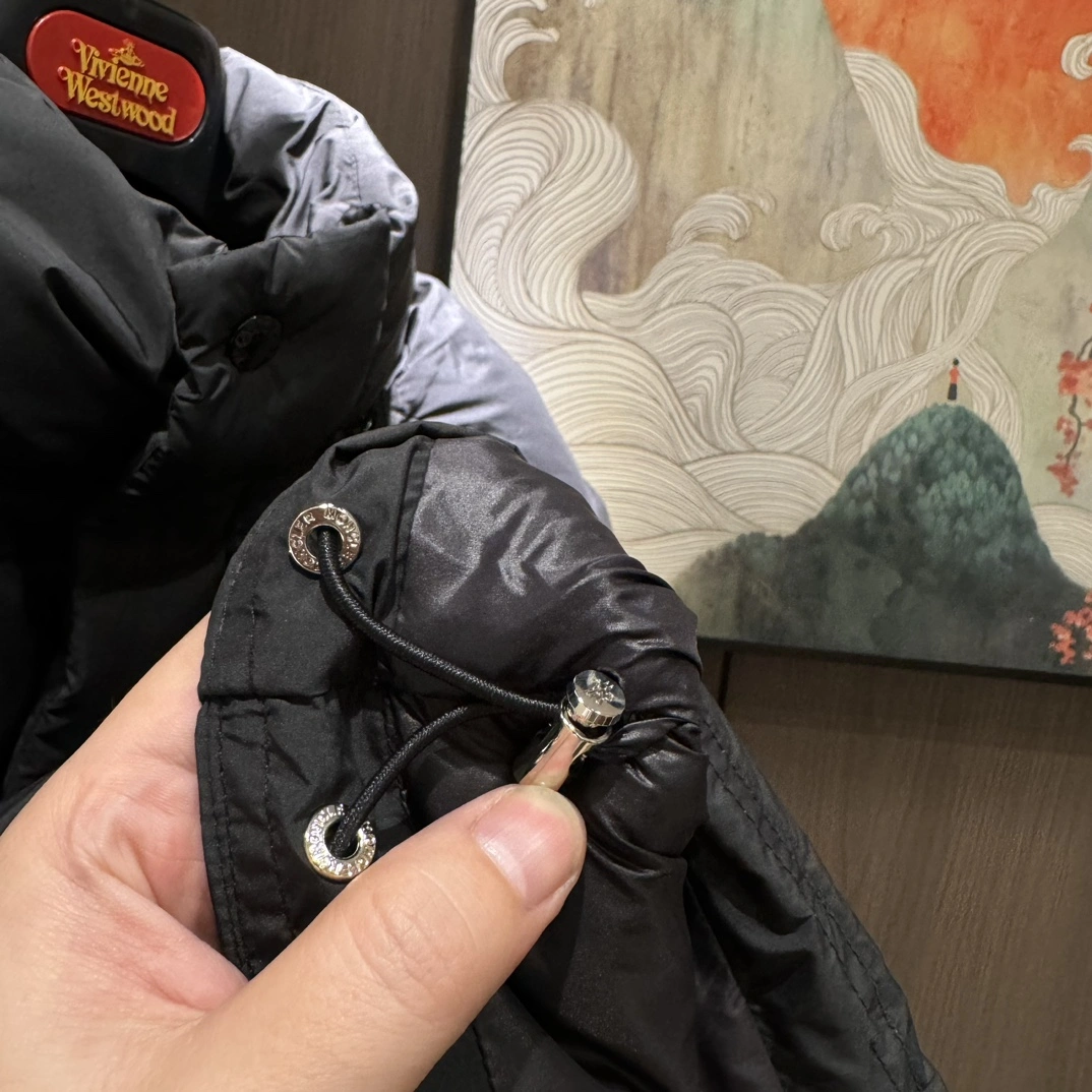 SmoothTexture Moncler Down Jackets 145333