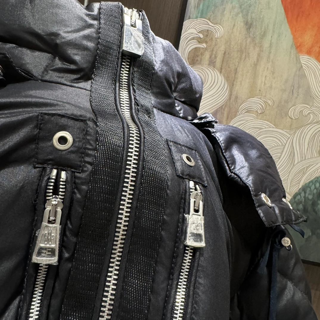 MultiPurpose Moncler Down Jackets 145339
