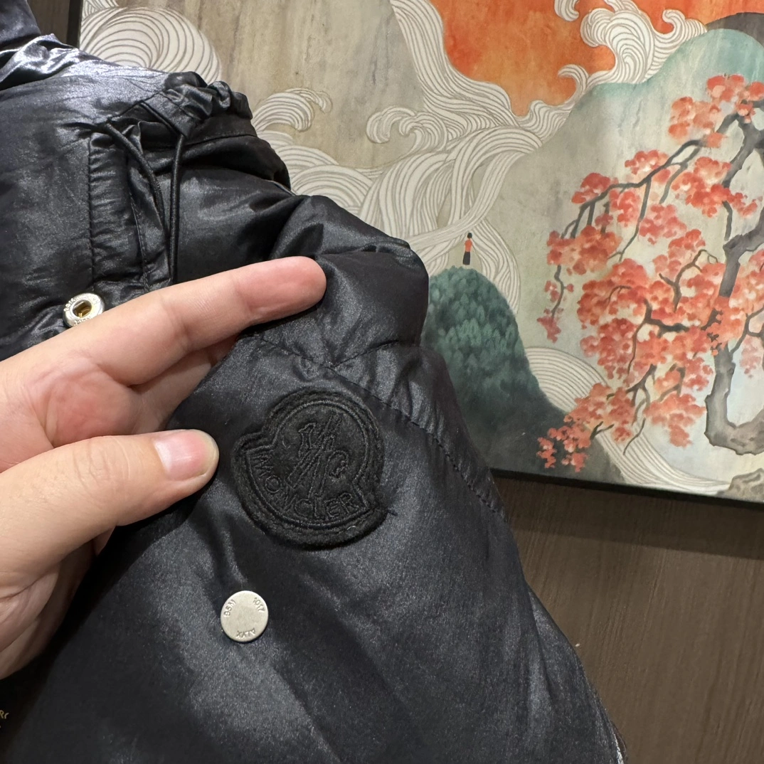 MultiPurpose Moncler Down Jackets 145339