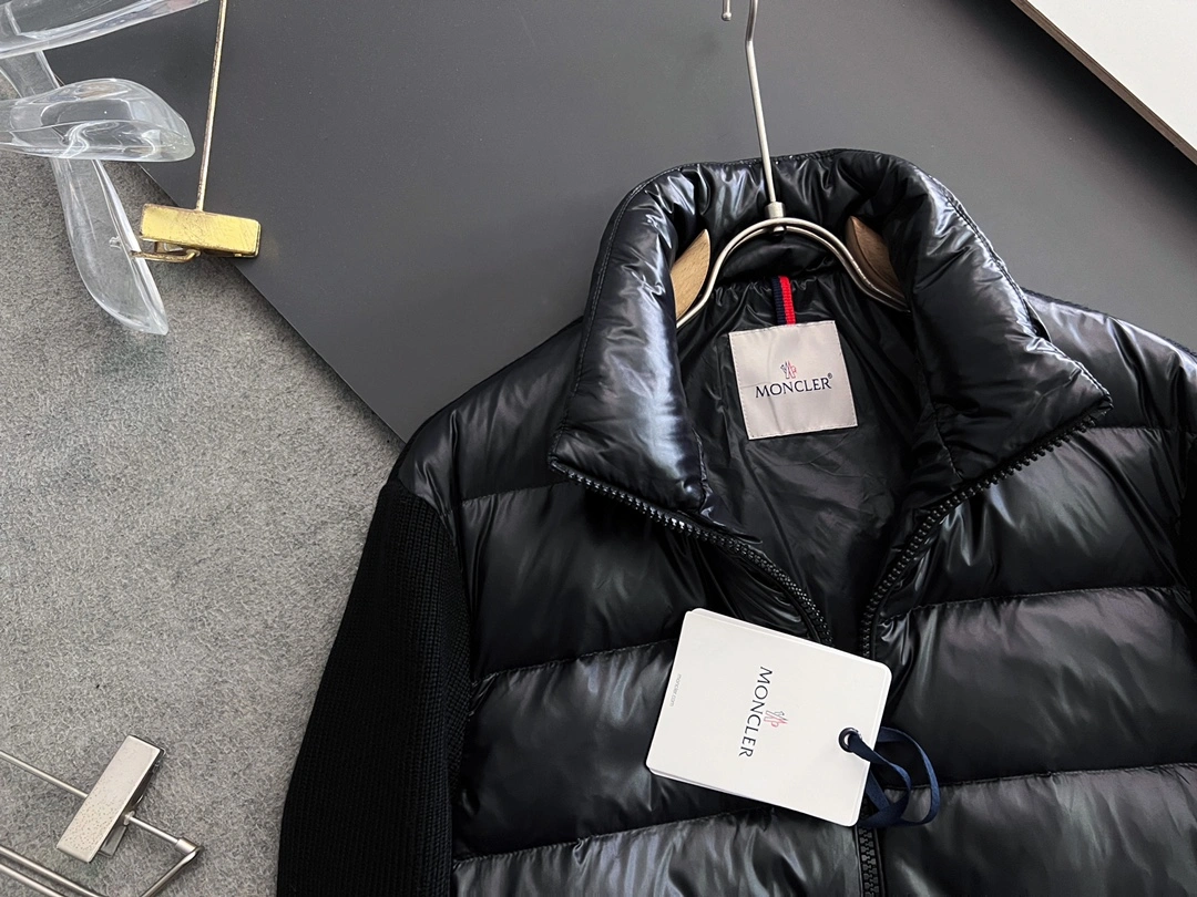 Moncler Down Jackets SoftTouch 145334