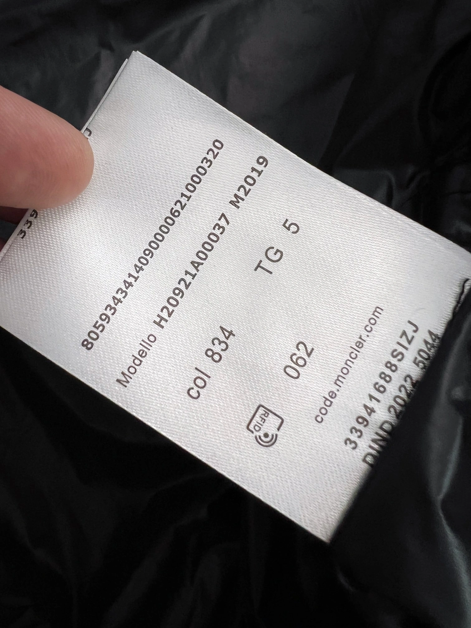 Moncler Down Jackets SoftTouch 145334