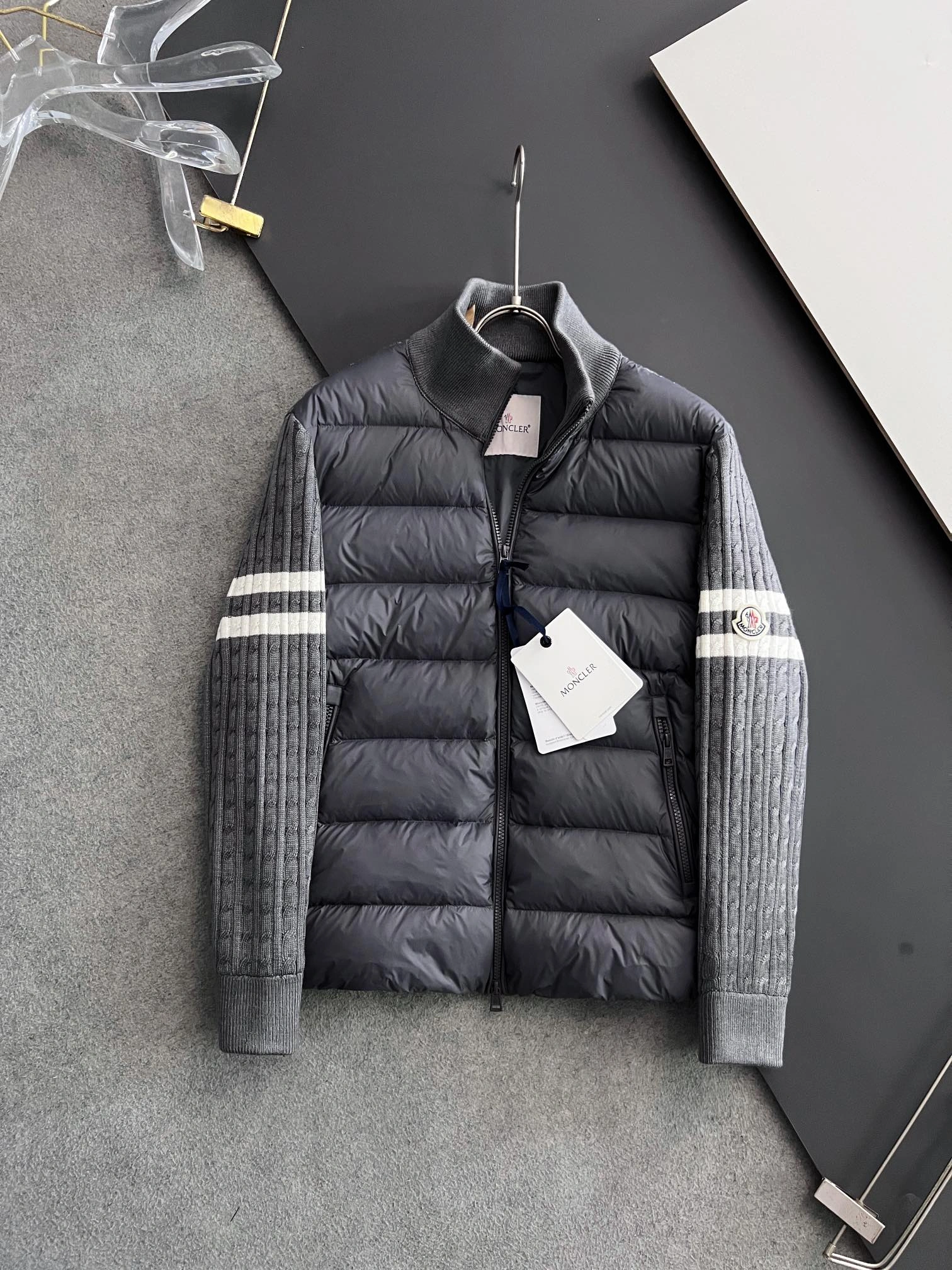 Moncler Down Jackets FreshLook 145316