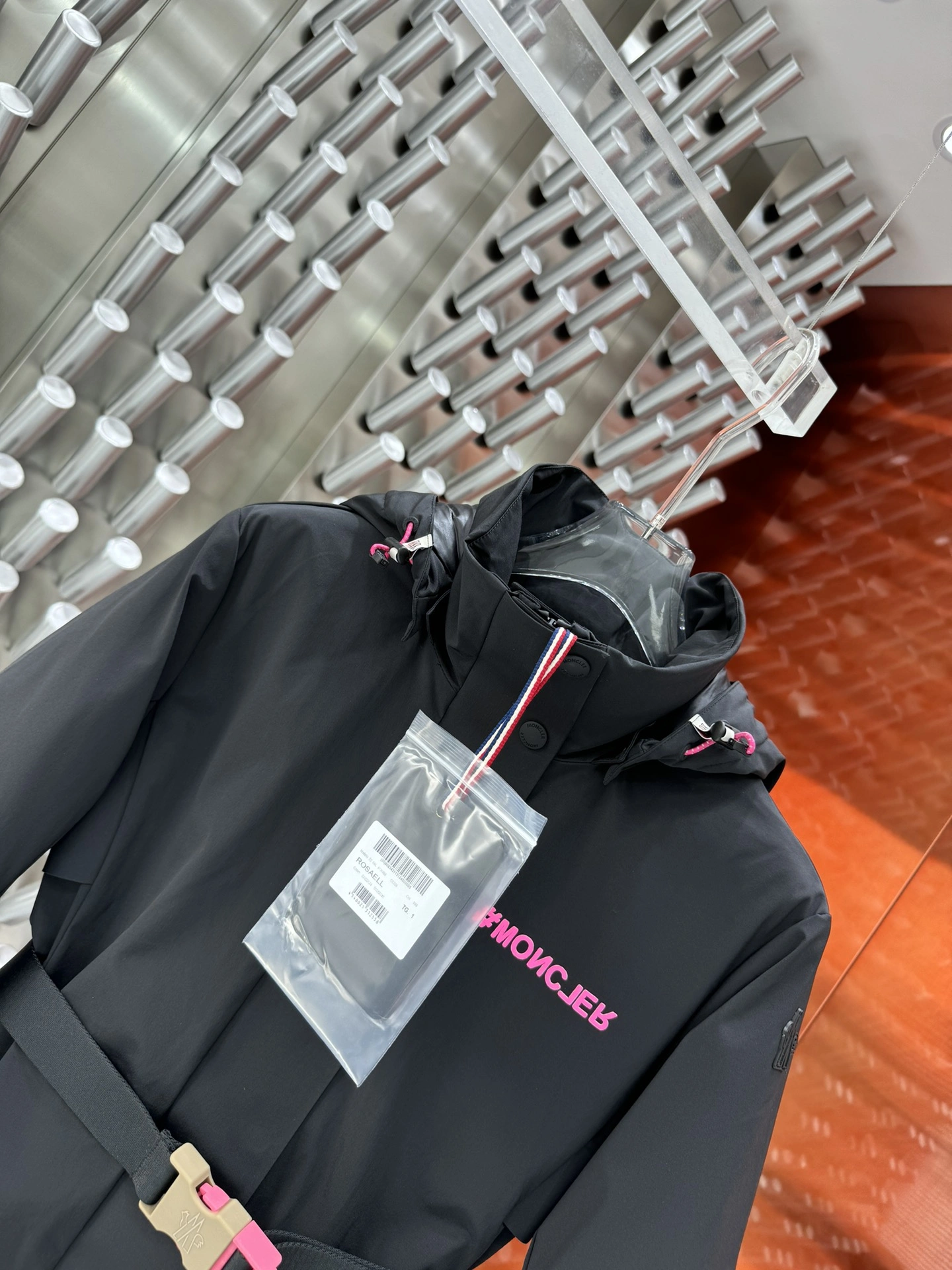 Casual Moncler Down Jackets 145382