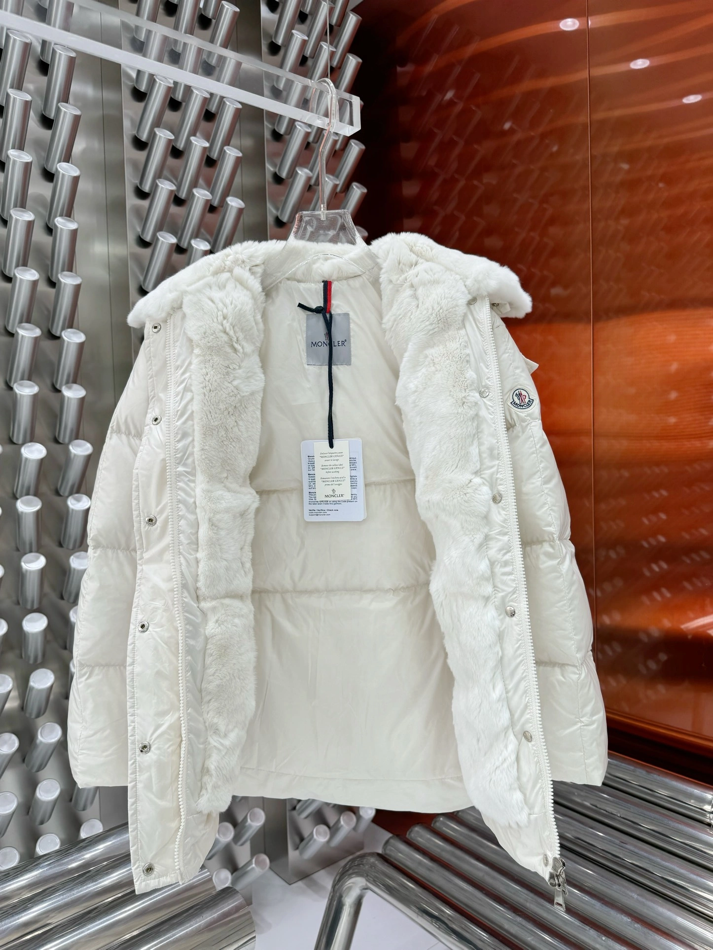 Moncler Down Jackets Soft 145318