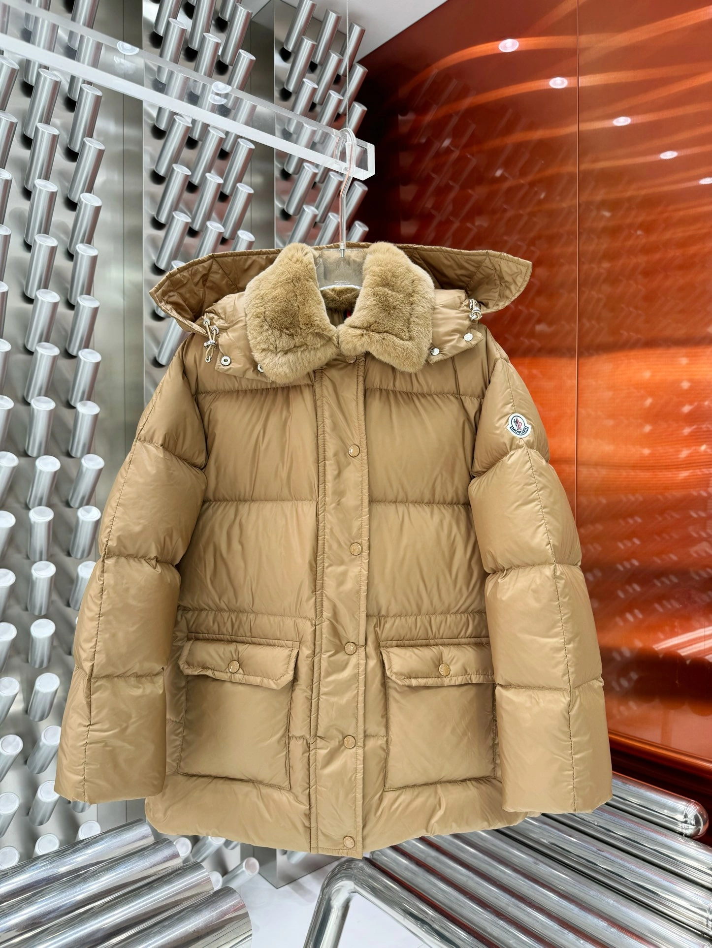 Moncler Down Jackets Durable 145330